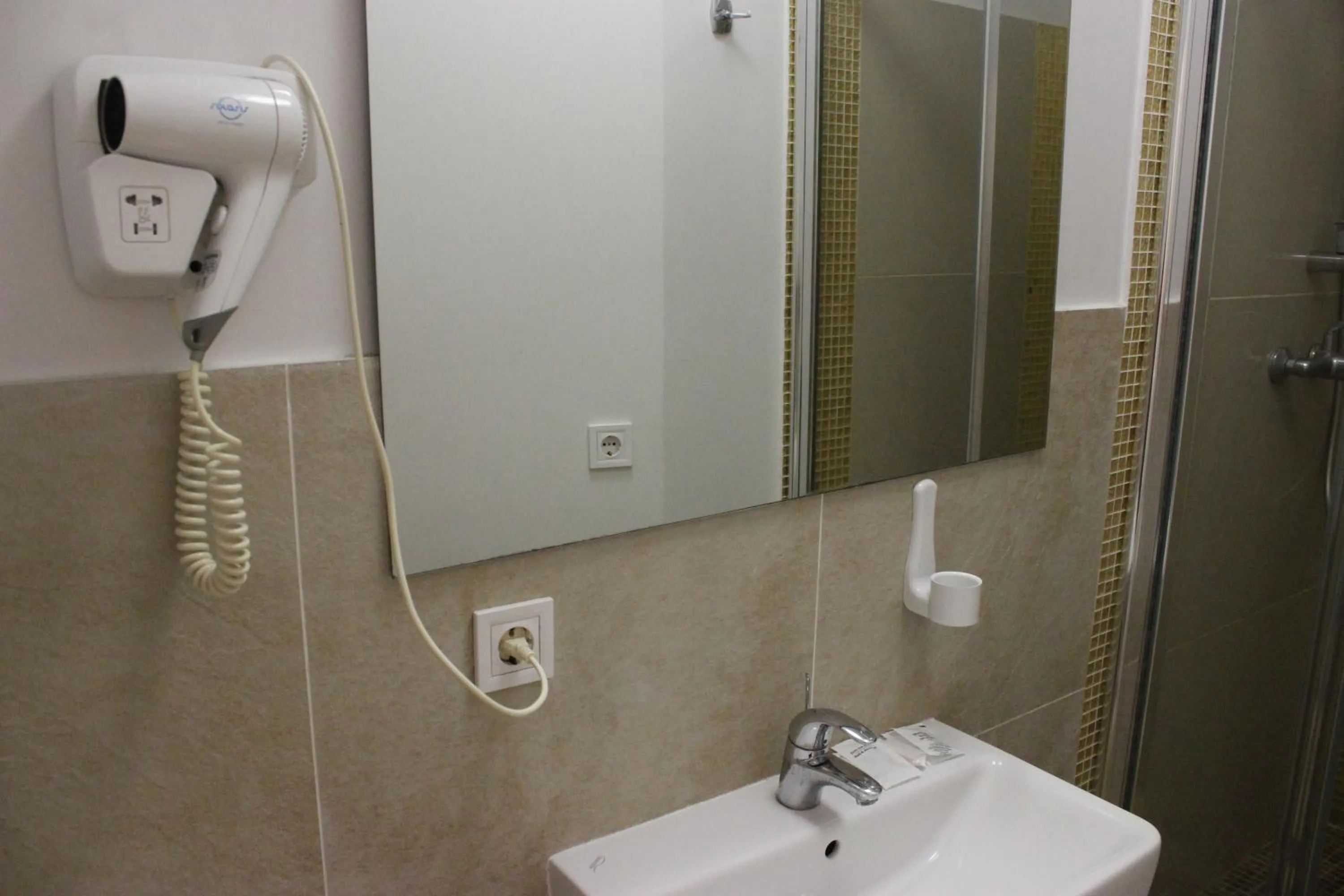 Bathroom in De Paris Hotel