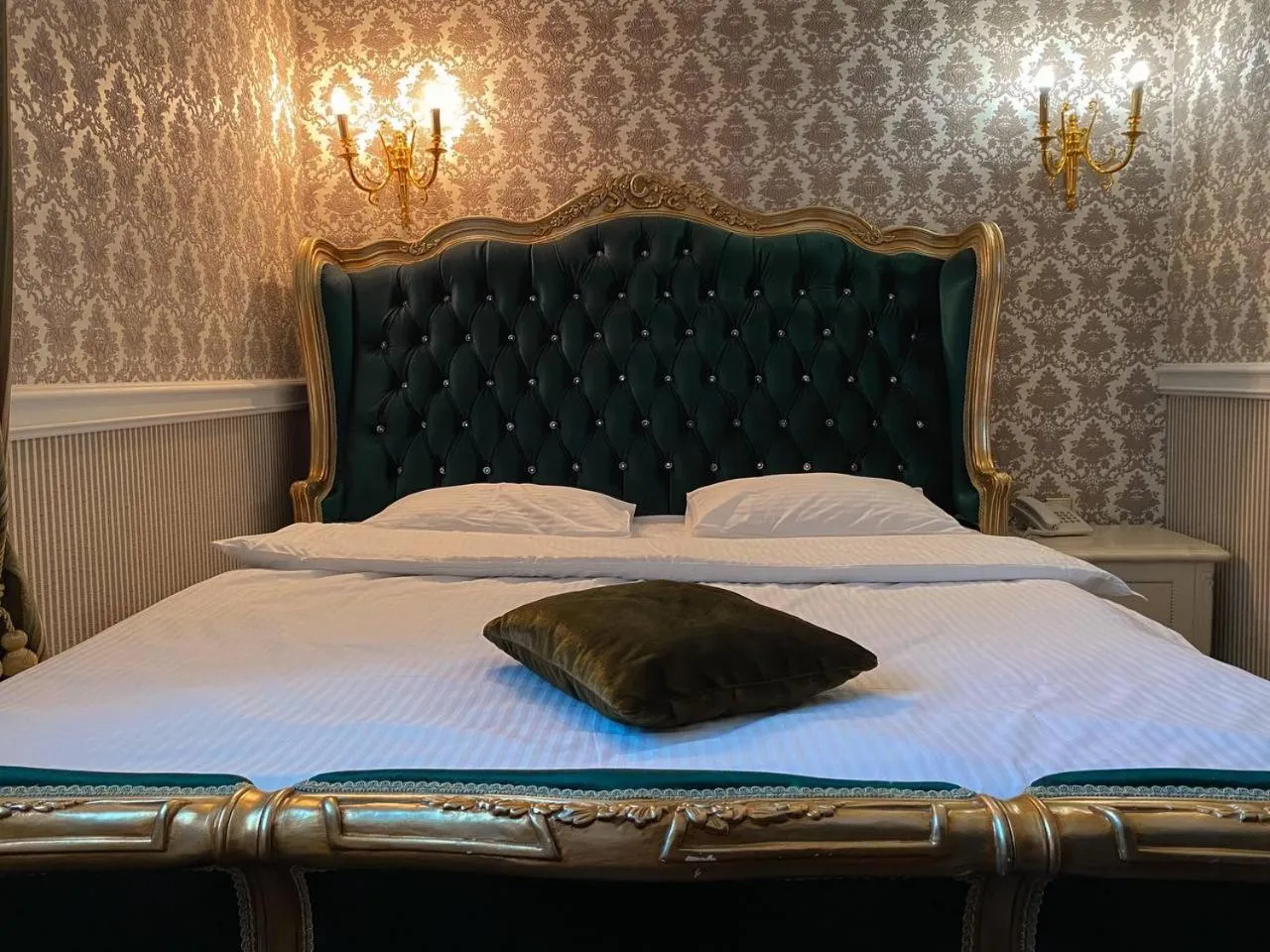 Bed in De Paris Hotel