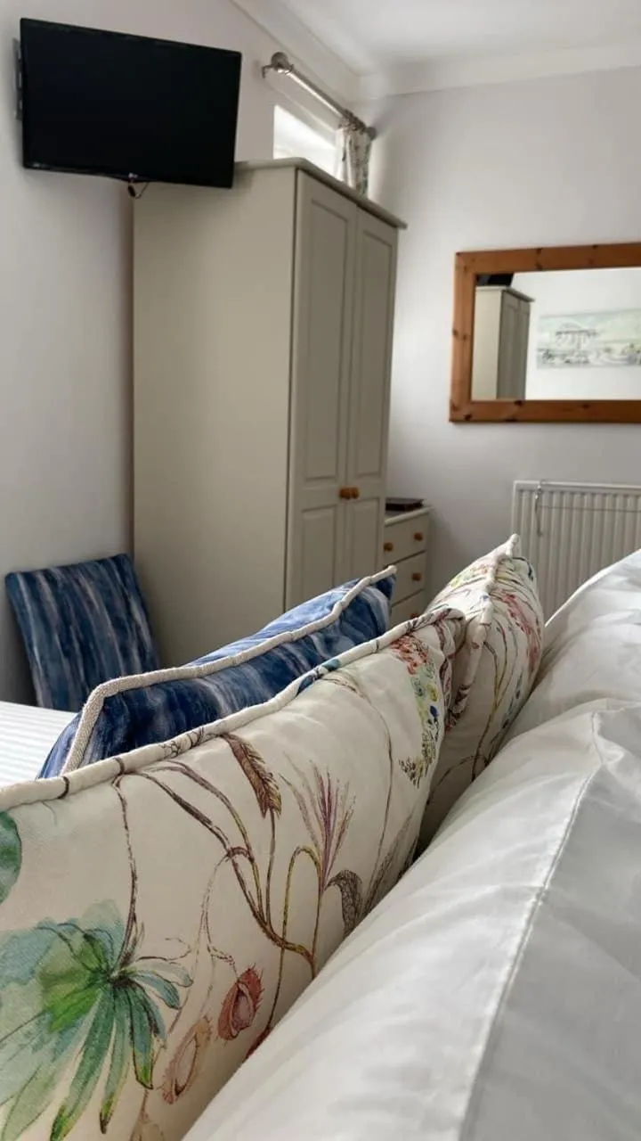 Bed in The Wentworth Guest House