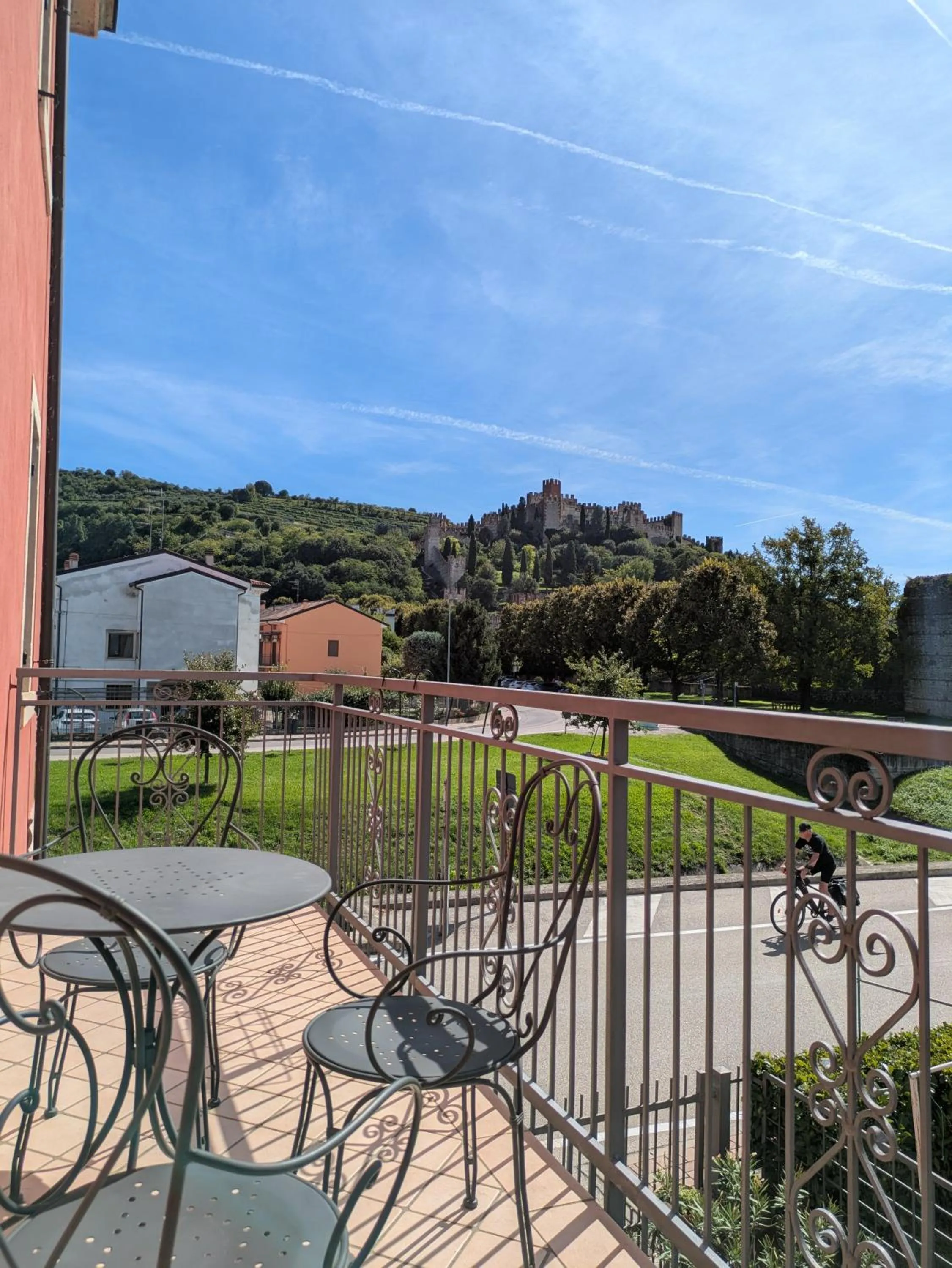 La Finestra Sul Castello