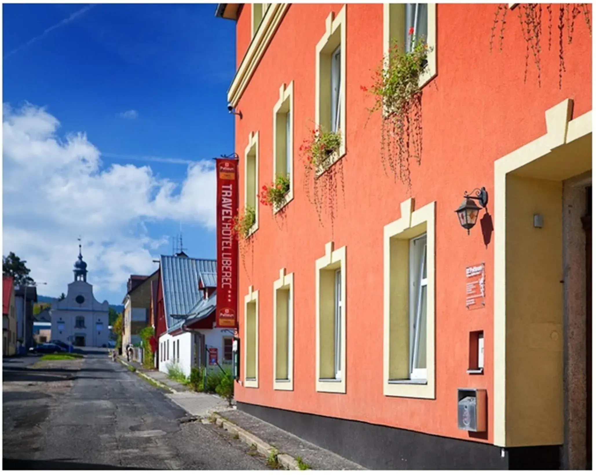 Facade/entrance in Pytloun Wellness Travel Hotel Facade/entrance in Pytloun Wellness Travel Hotel
