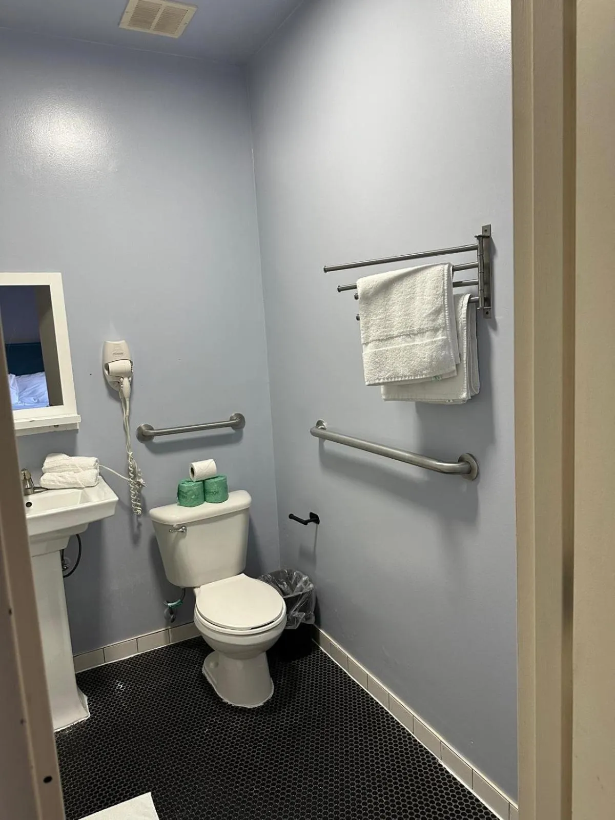 Bathroom in Essence hotel