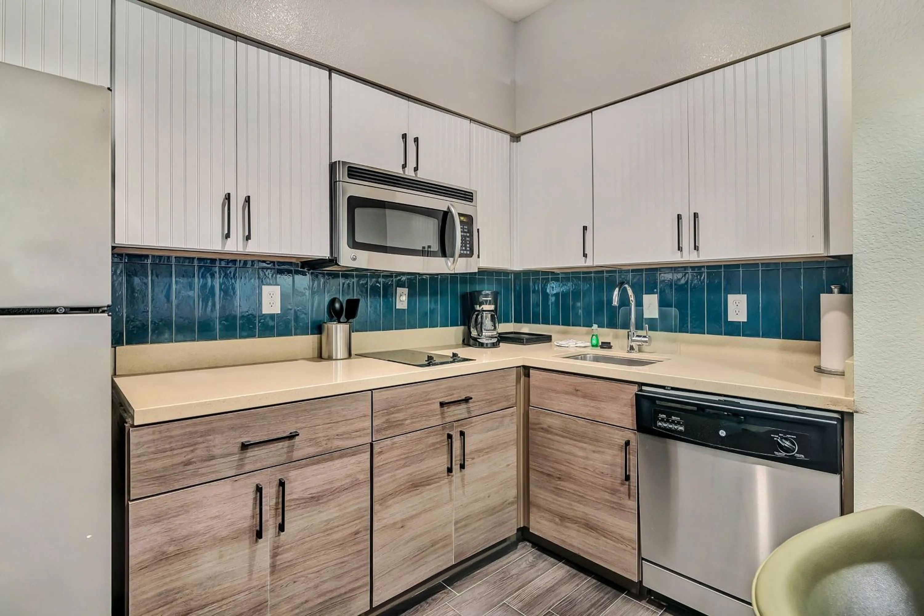 Photo of the whole room in Staybridge Suites Tyler University Area by IHG