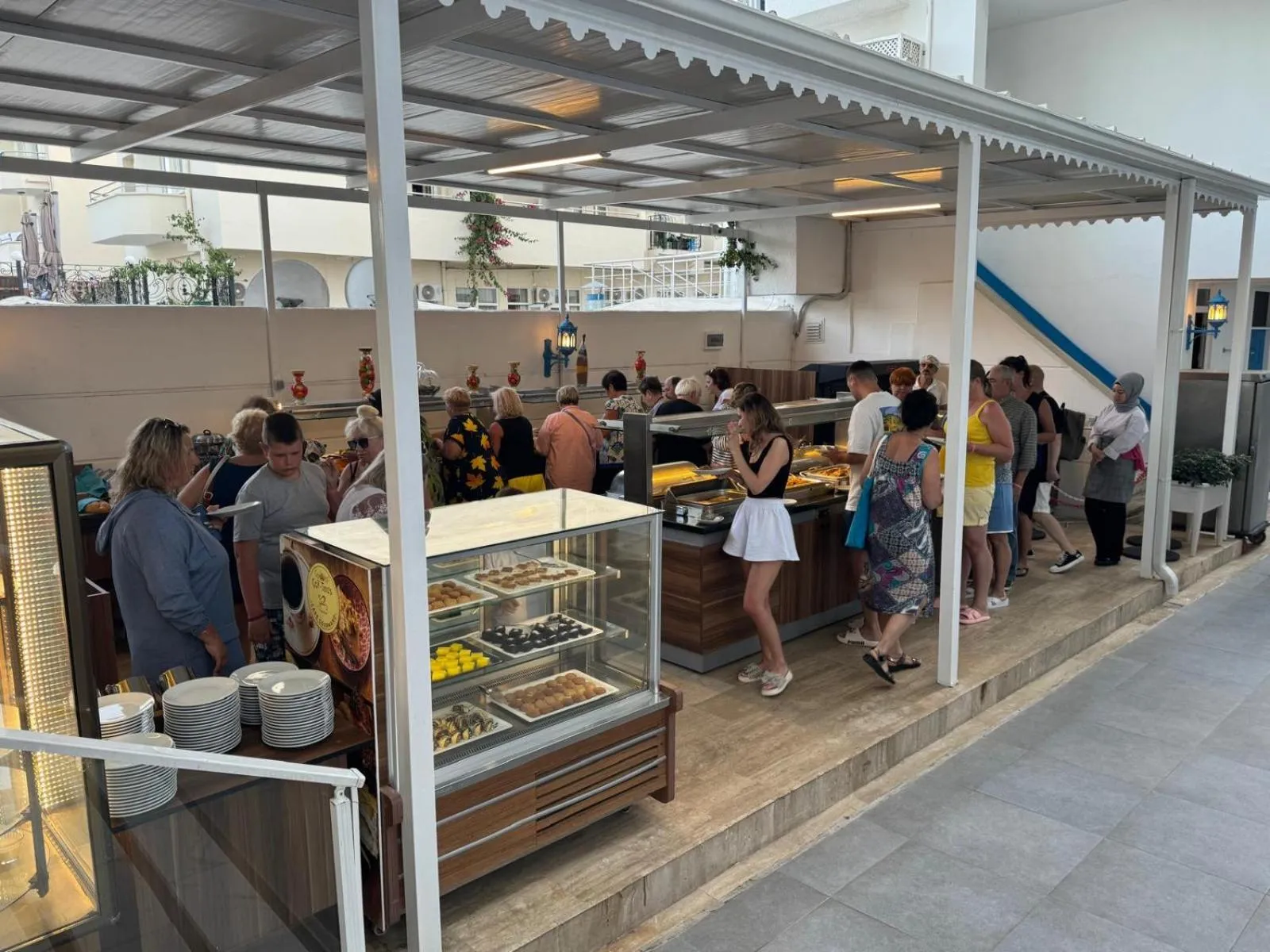 Restaurant/places to eat in Olimpos Beach Hotel by RRH&R