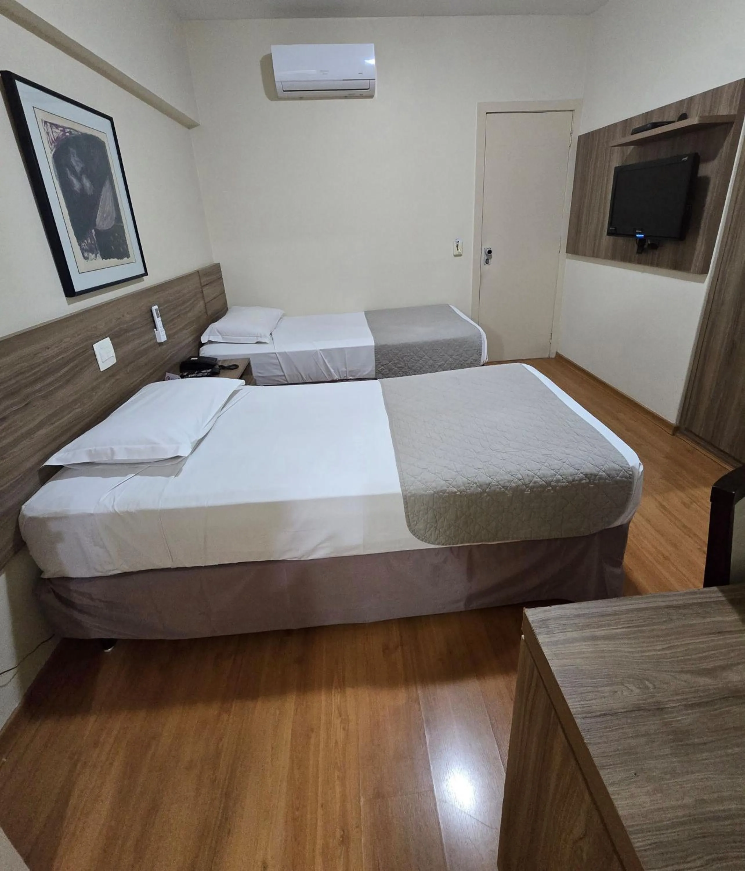 Bed in Via Contorno Hotel