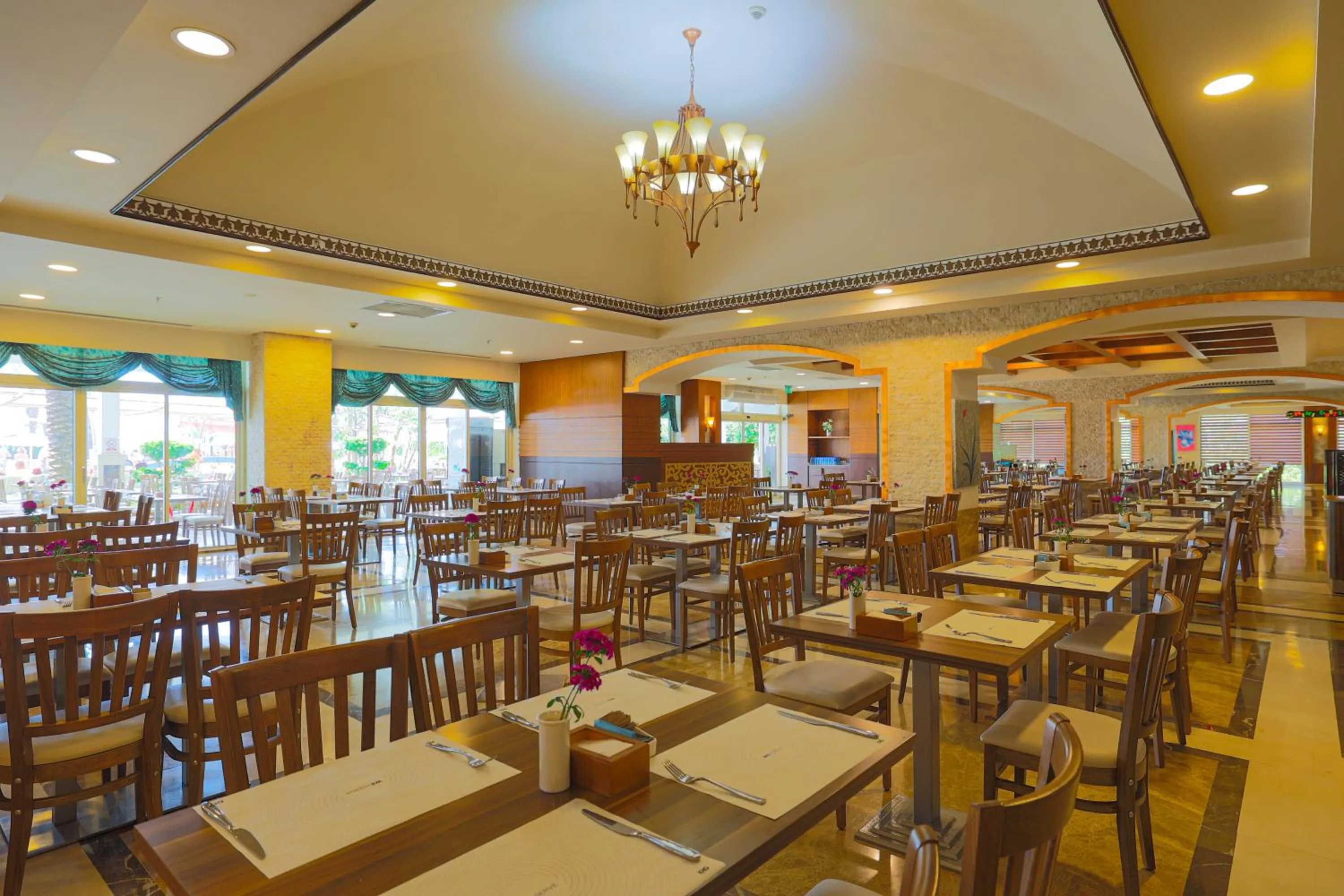 Restaurant/places to eat in Crystal Family Comfort Collection - Ultimate All Inclusive