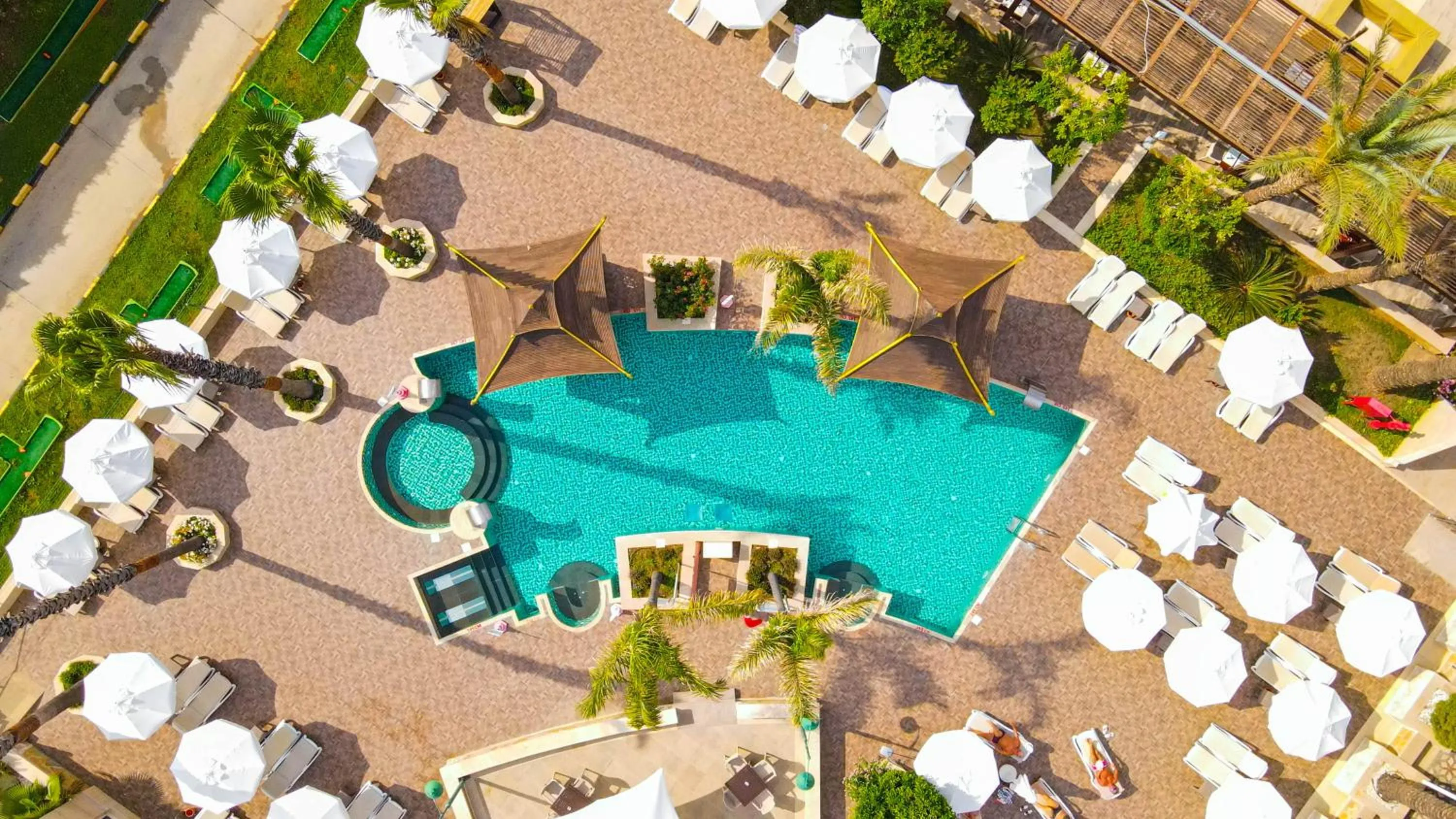 Day in Crystal Family Comfort Collection - Ultimate All Inclusive