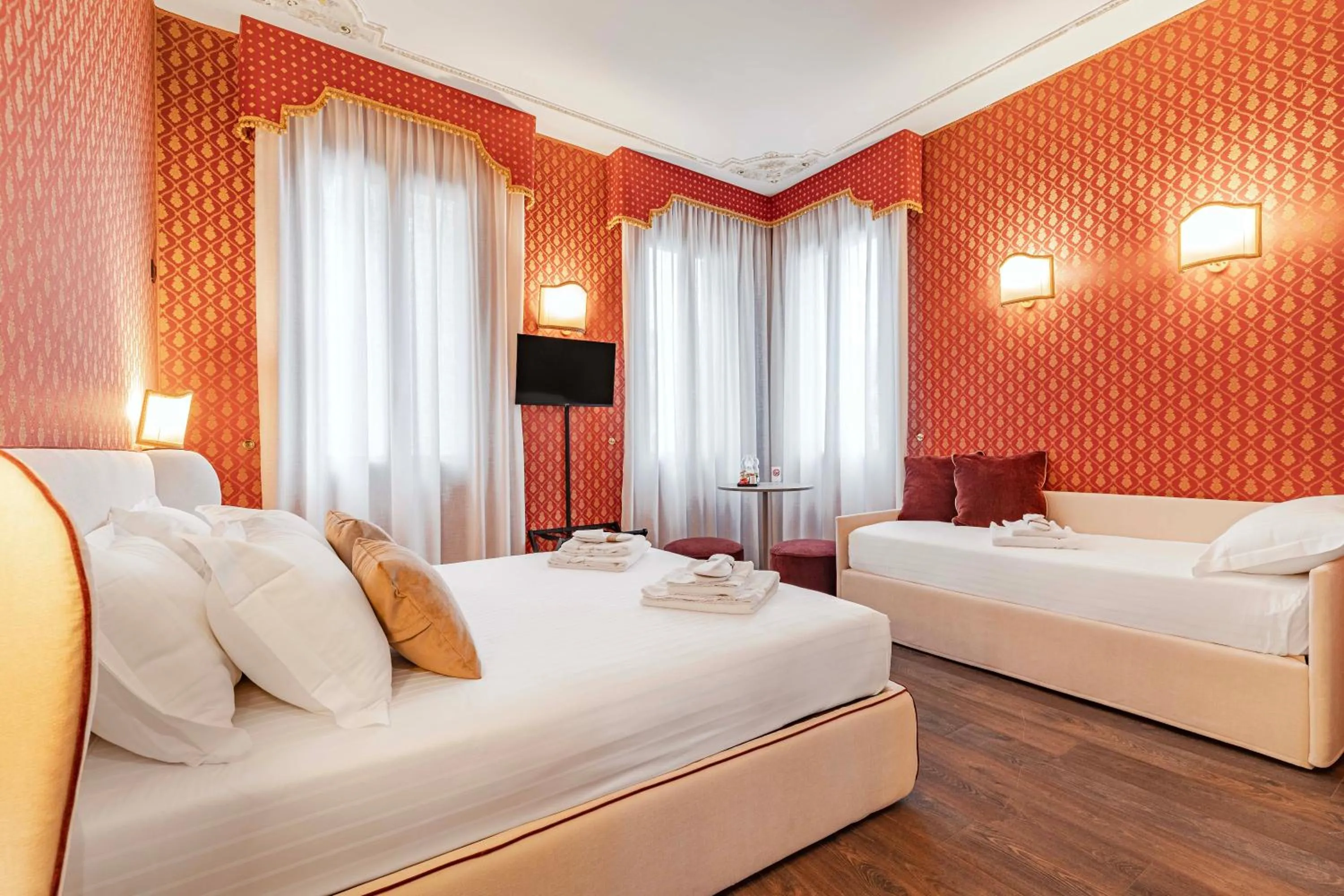 Bedroom, Bed in Ca' Morosini