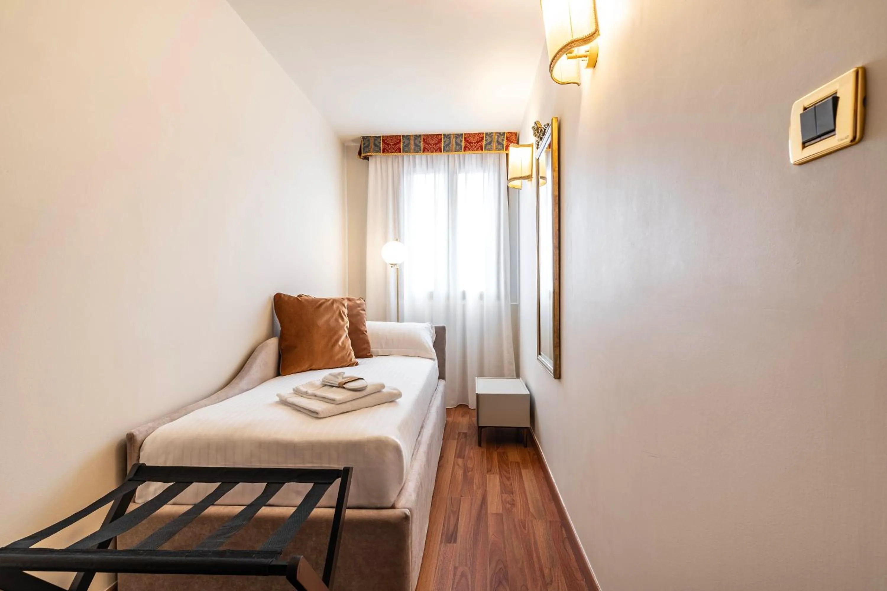 Bedroom, Bed in Ca' Morosini