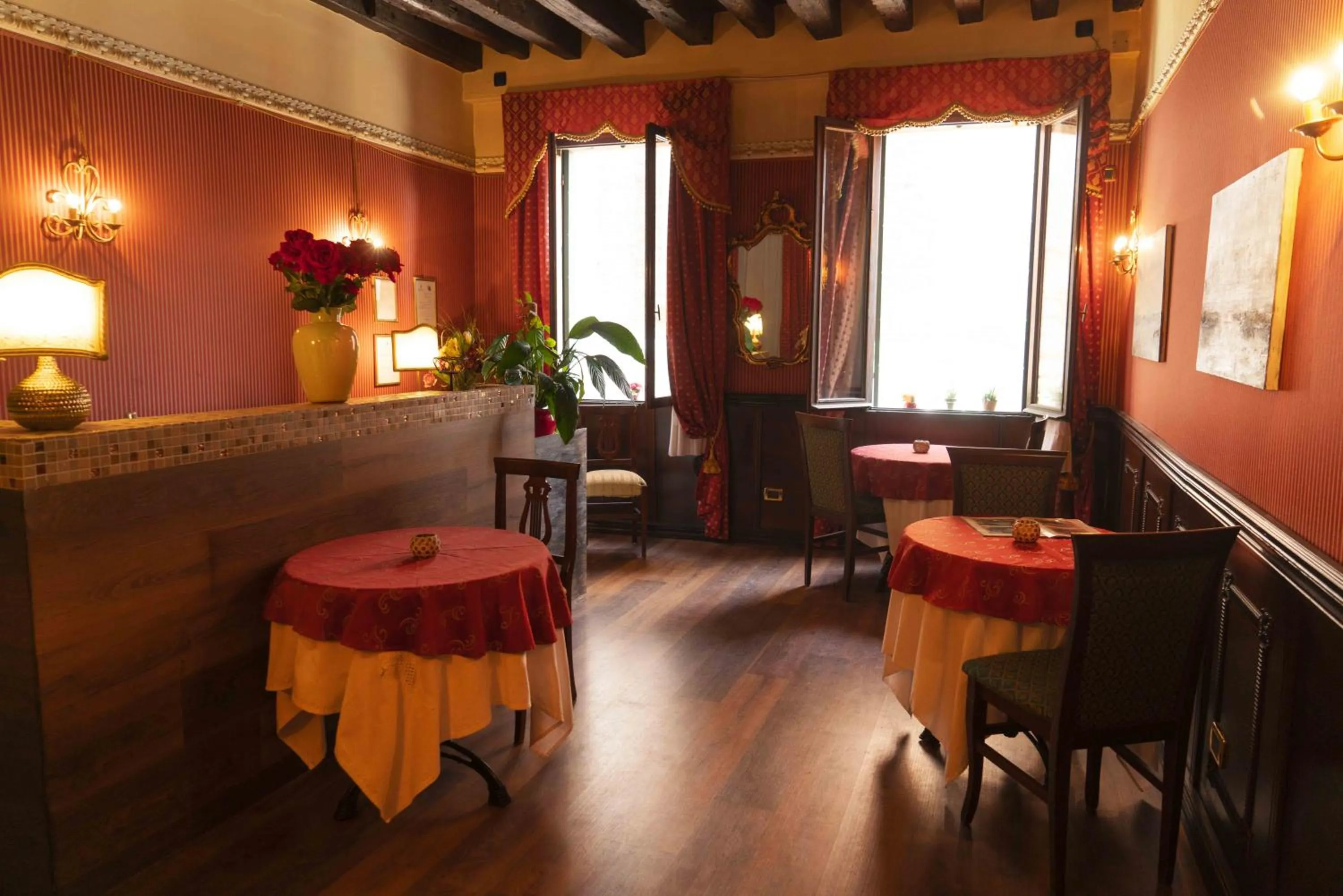 Communal lounge/ TV room in Ca' Morosini