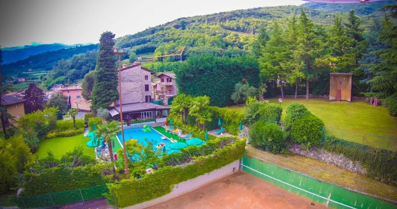 Pool view in Residence Concaverde