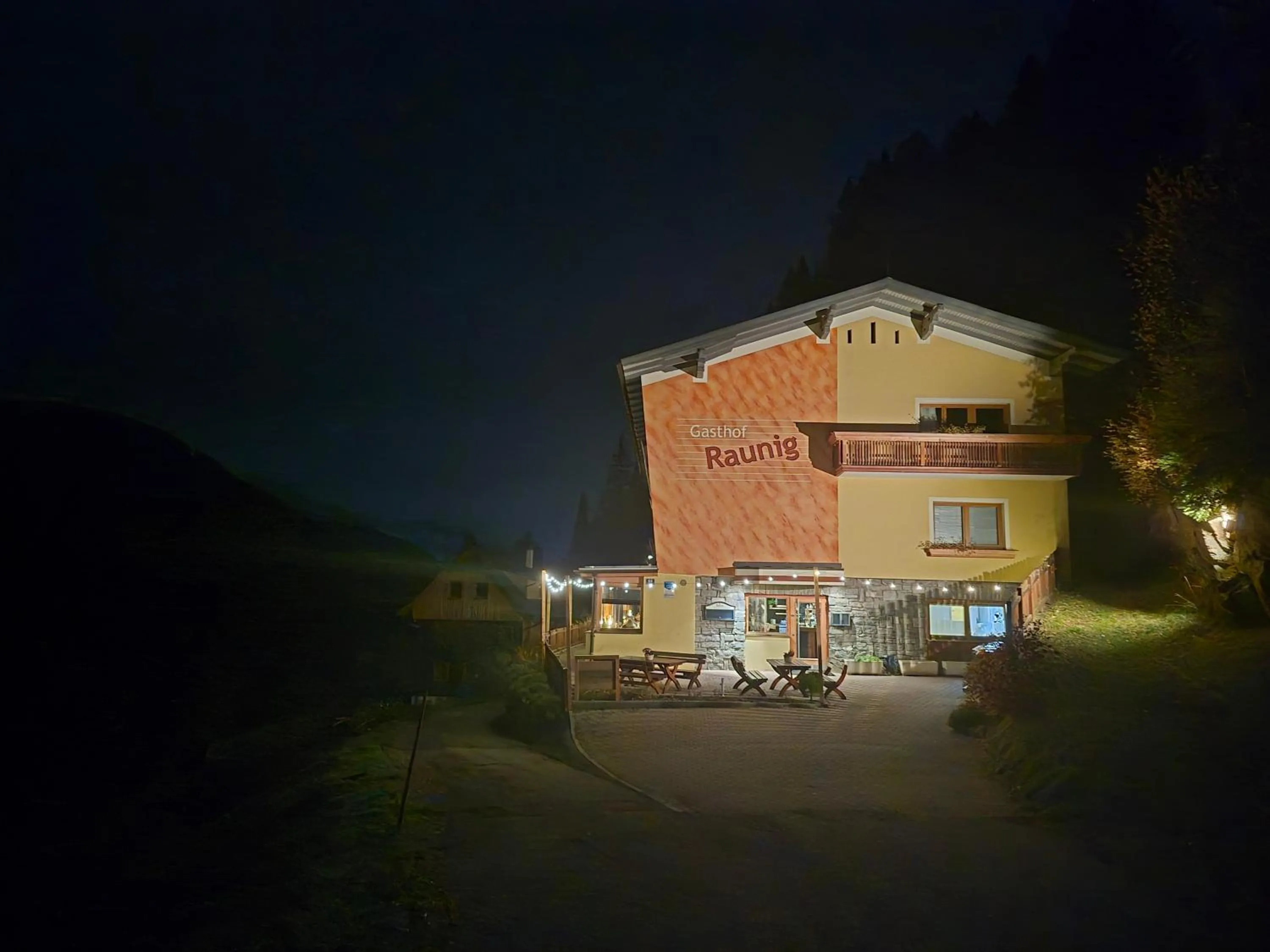 Property building in Hotel Restaurant Raunig