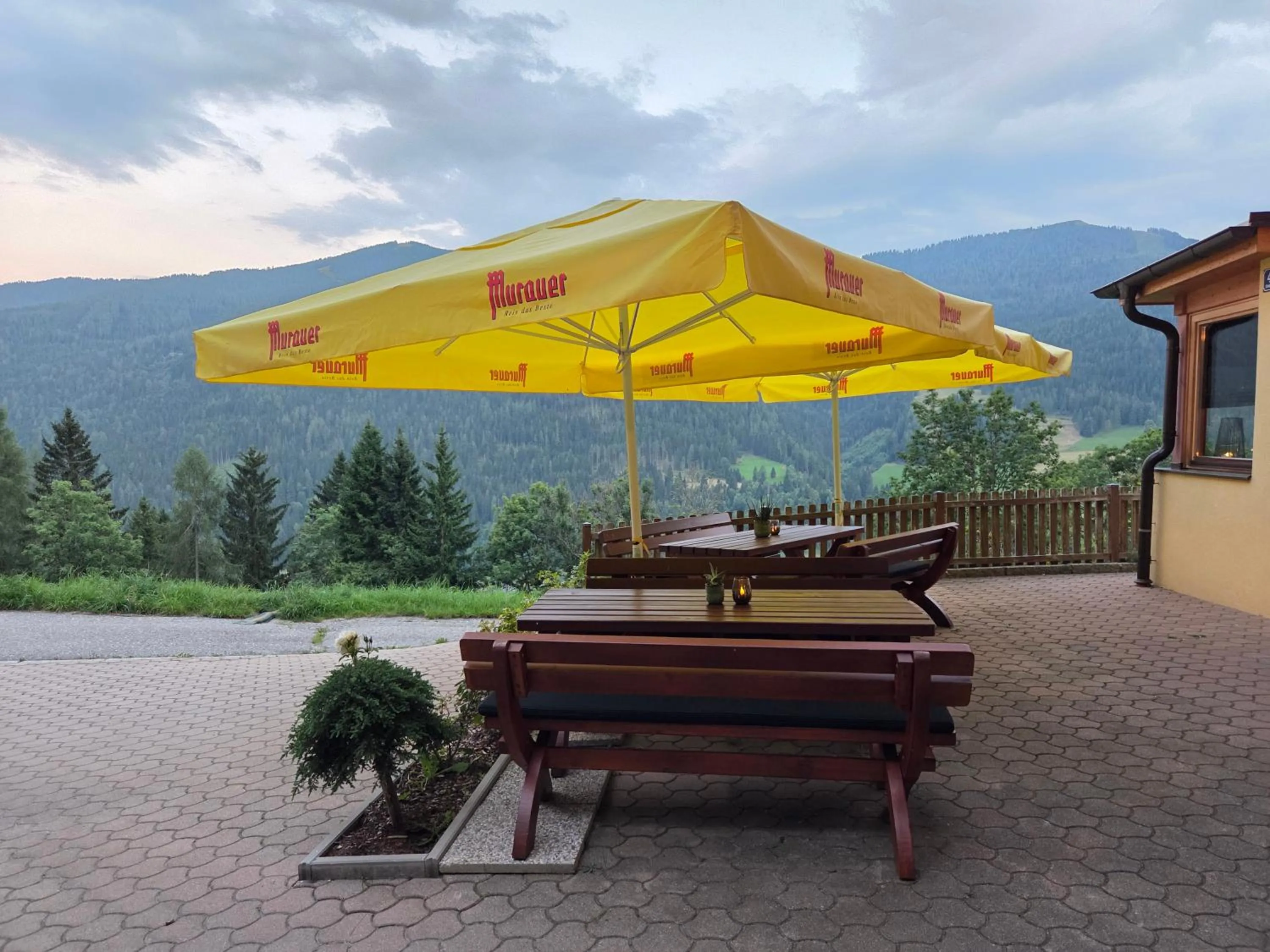 Patio in Hotel Restaurant Raunig