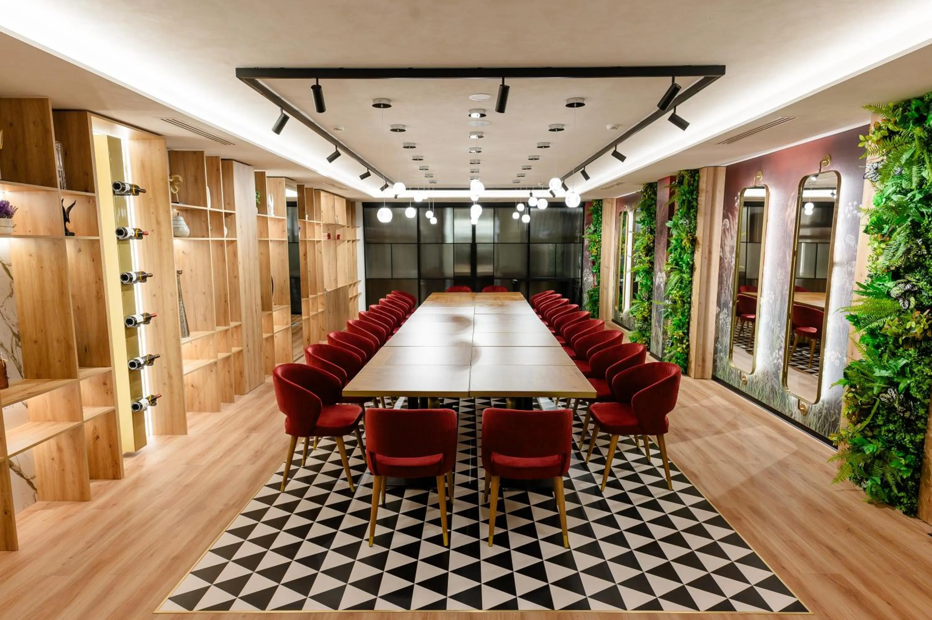 Restaurant/places to eat in Hotel Zamca Suceava