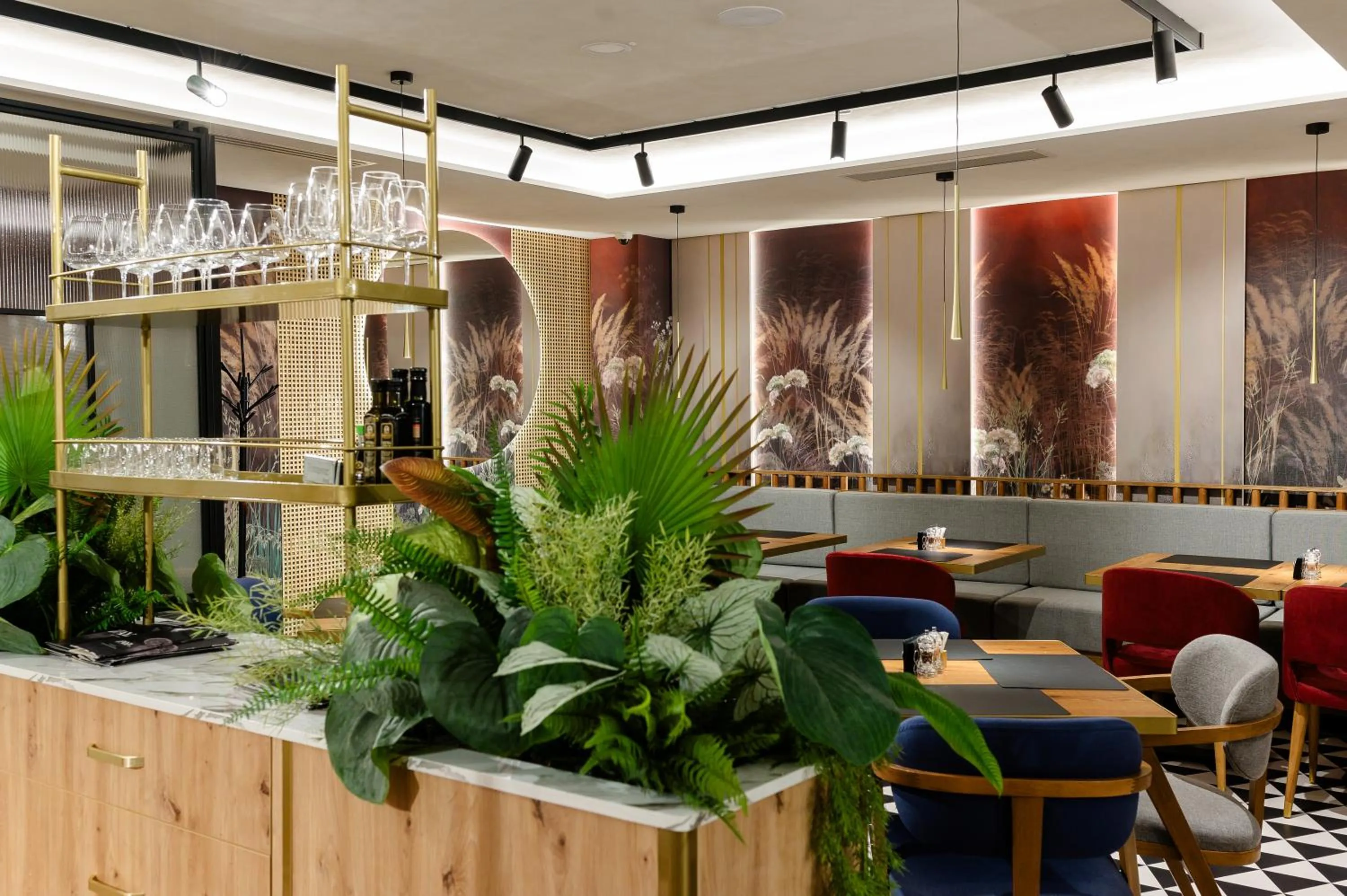 Restaurant/places to eat in Hotel Zamca Suceava