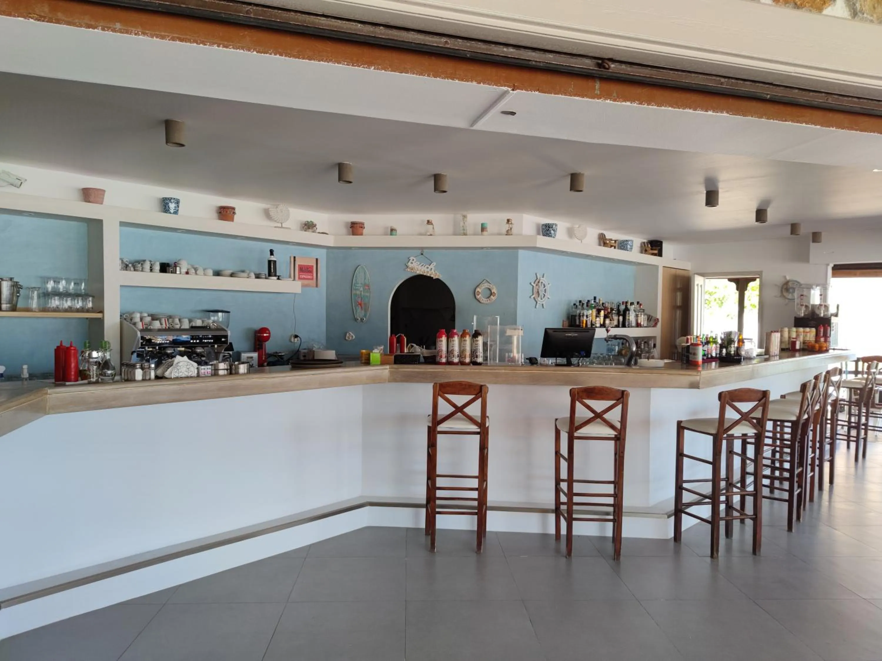 Swimming pool in Plaza Hotel