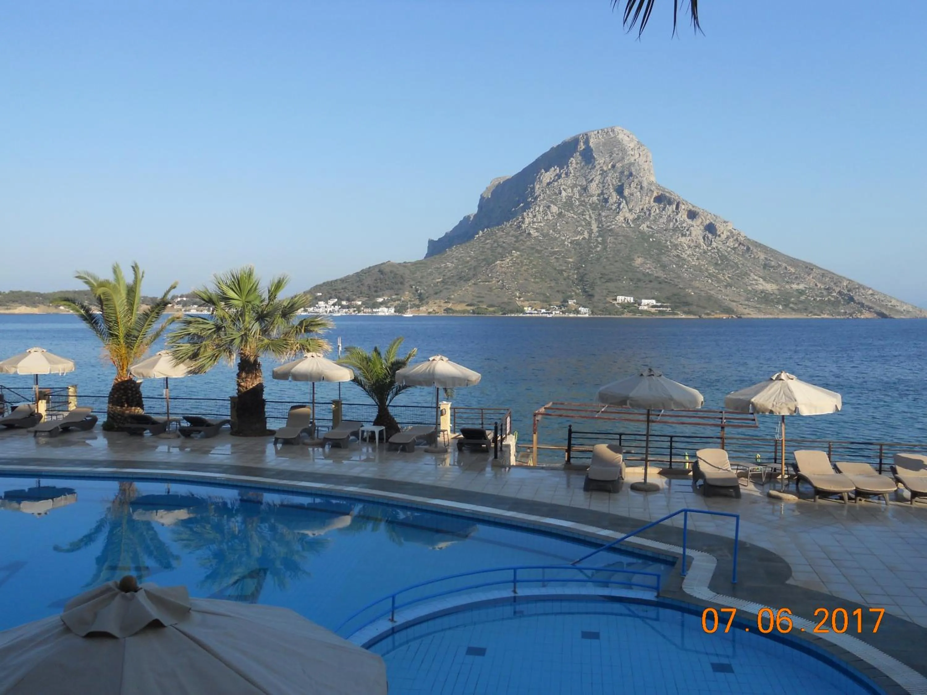 Swimming pool in Plaza Hotel