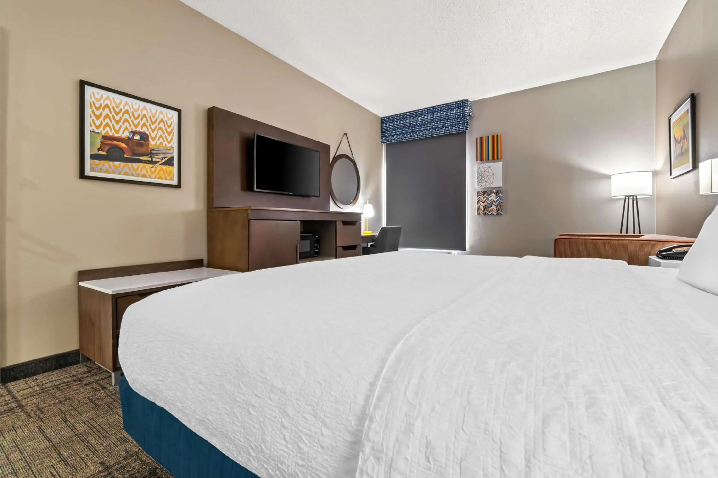 Living room, Bed in Hampton Inn Jonesboro