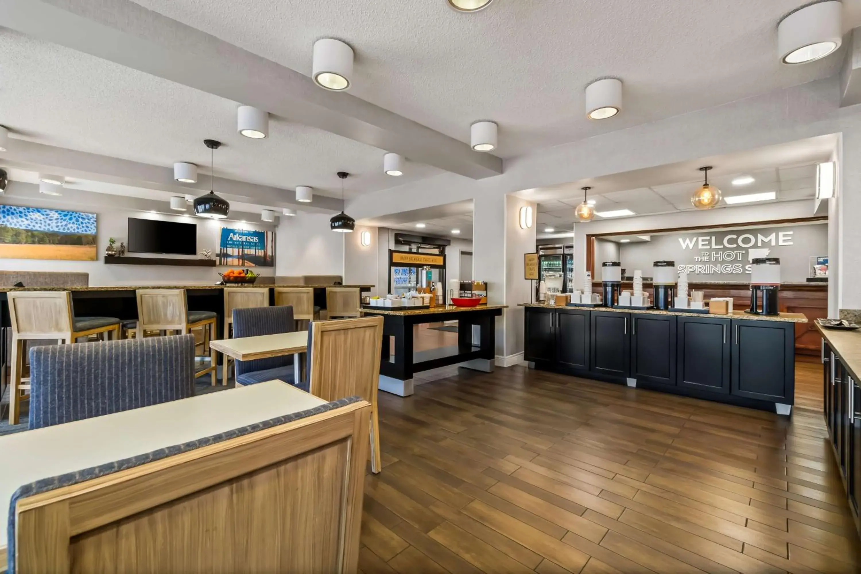 Breakfast in Hampton Inn Jonesboro Breakfast in Hampton Inn Jonesboro