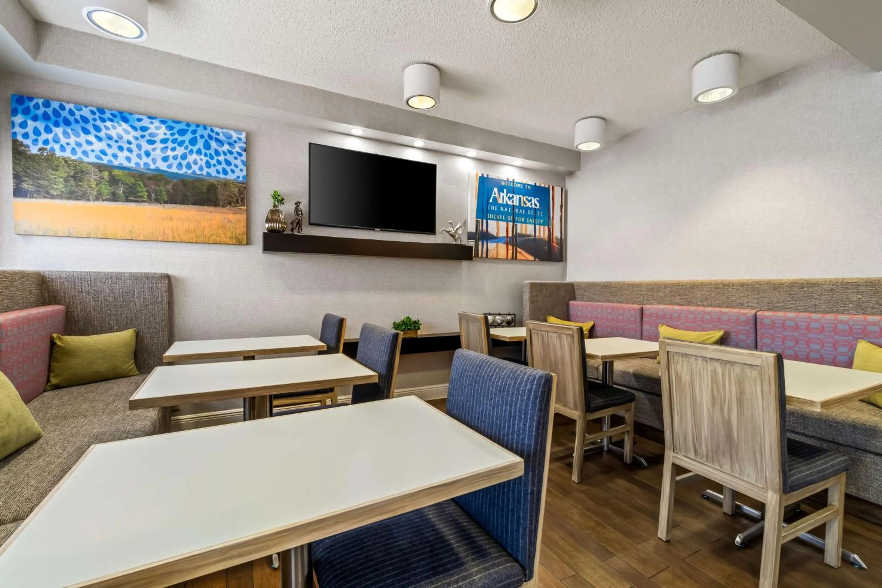 Breakfast in Hampton Inn Jonesboro