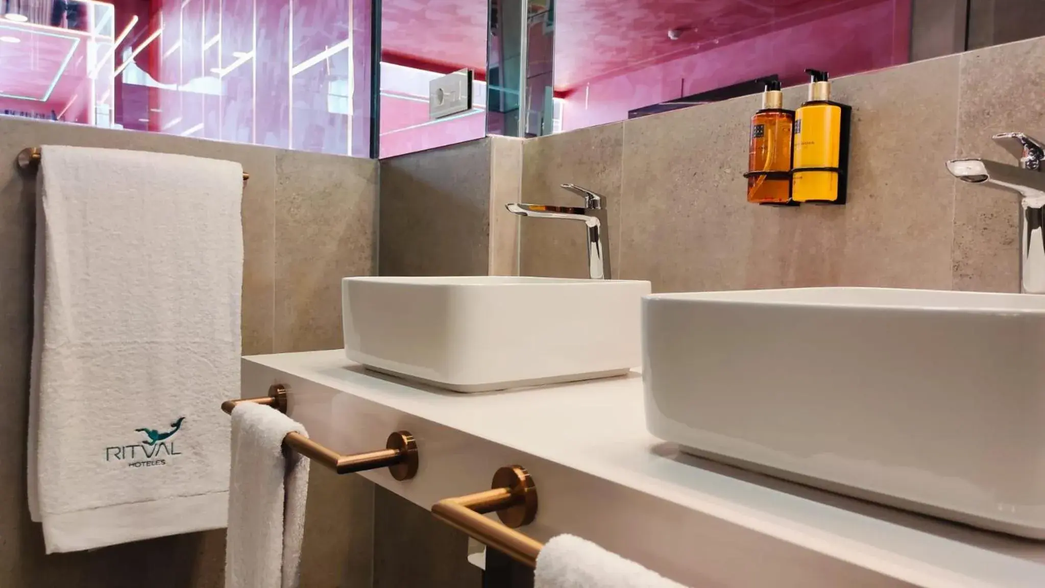 Bathroom in Hotel Ritual Torremolinos- Adults Only Bathroom in Hotel Ritual Torremolinos- Adults Only