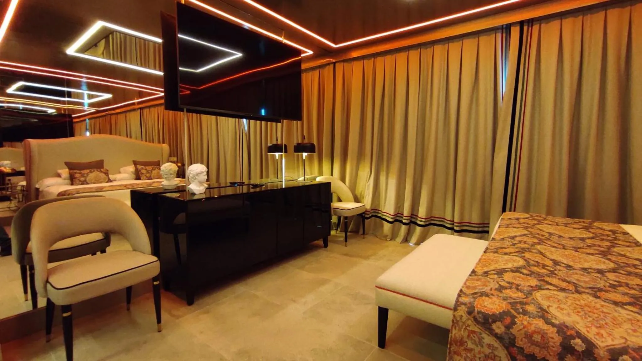 Photo of the whole room, Bed in Hotel Ritual Torremolinos- Adults Only