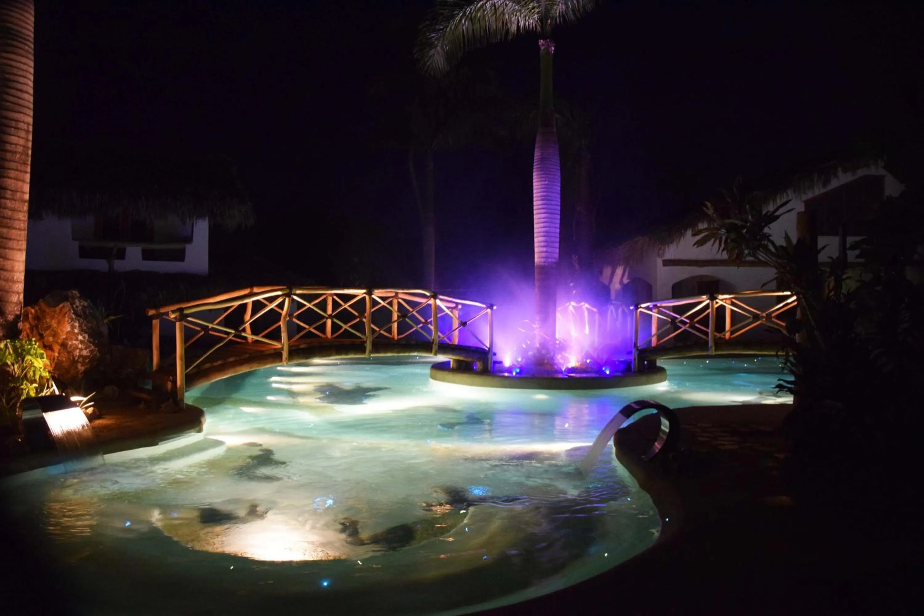 Night in Paradiso del Caribe