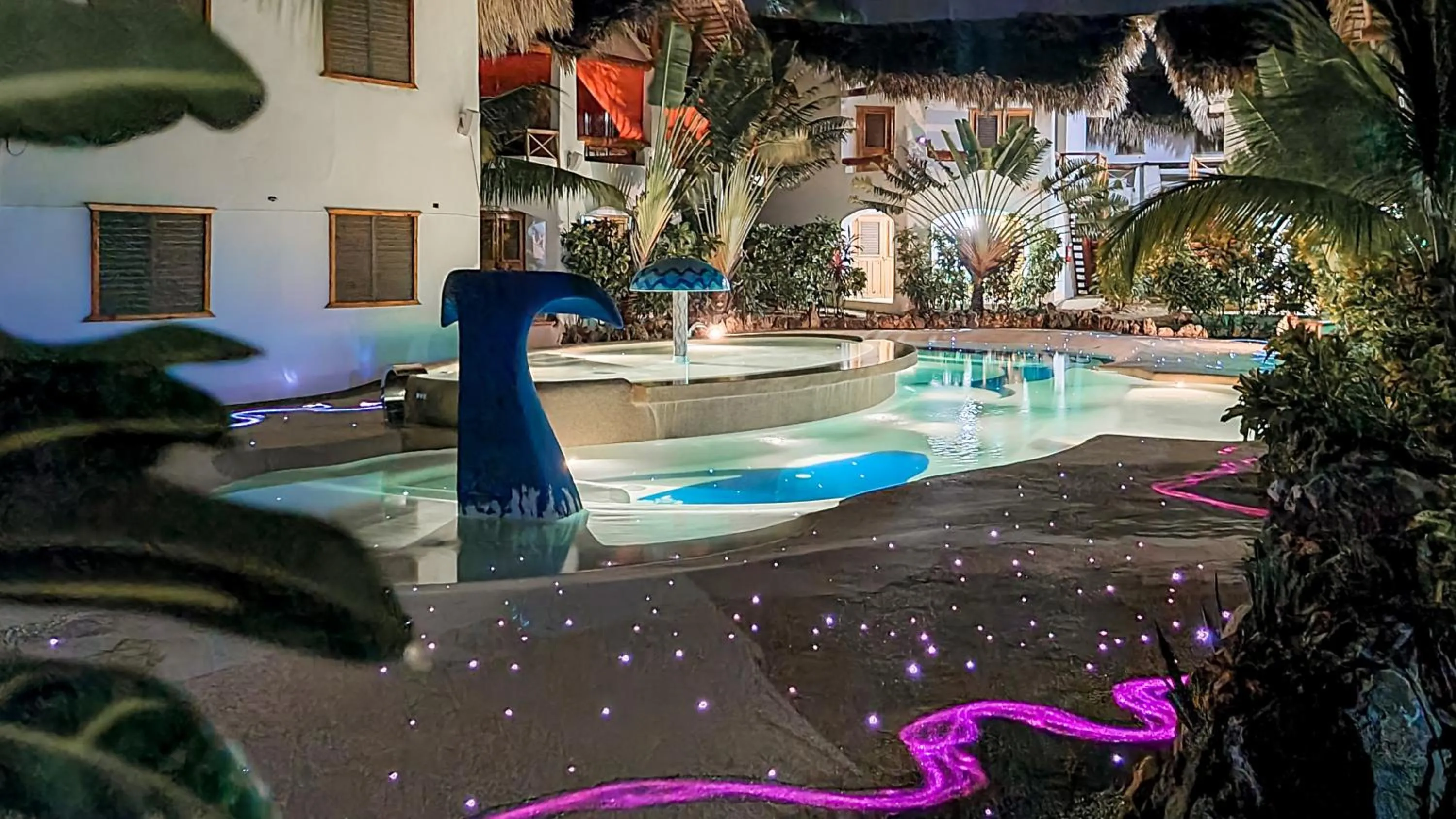 Night in Paradiso del Caribe