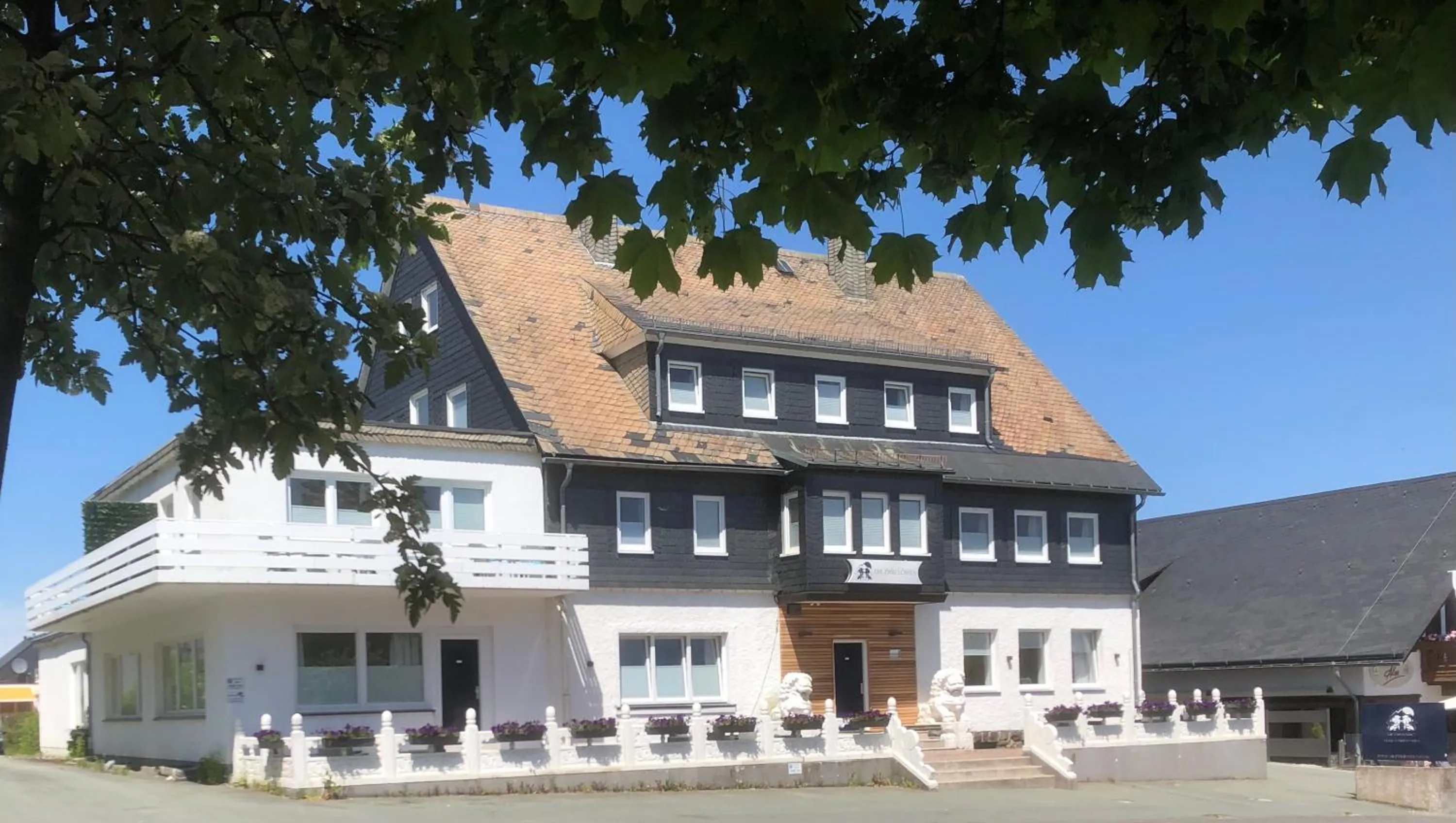 Property building in Die zwei Löwen Ferienwohnungen