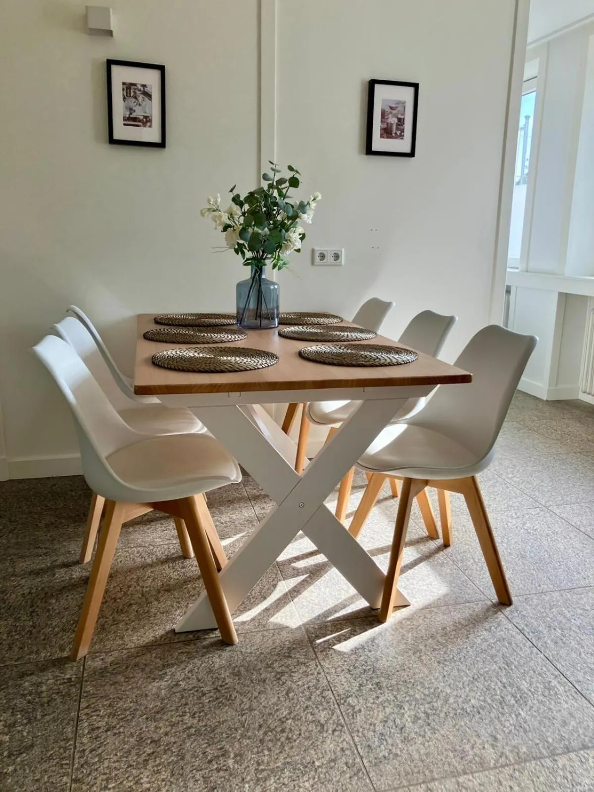 Dining area in Die zwei Löwen Ferienwohnungen
