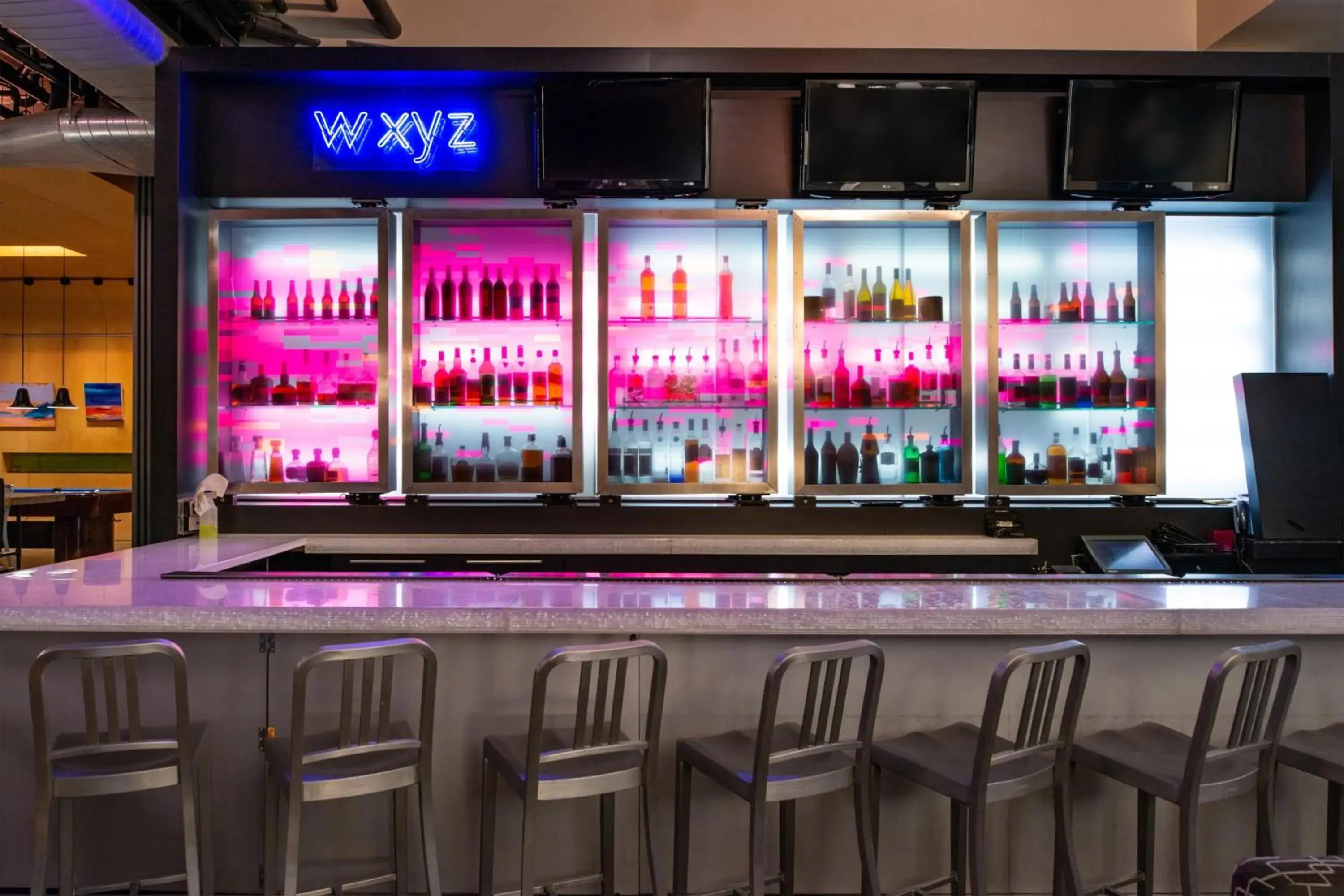 Lounge or bar in Aloft Lexington Lounge or bar in Aloft Lexington