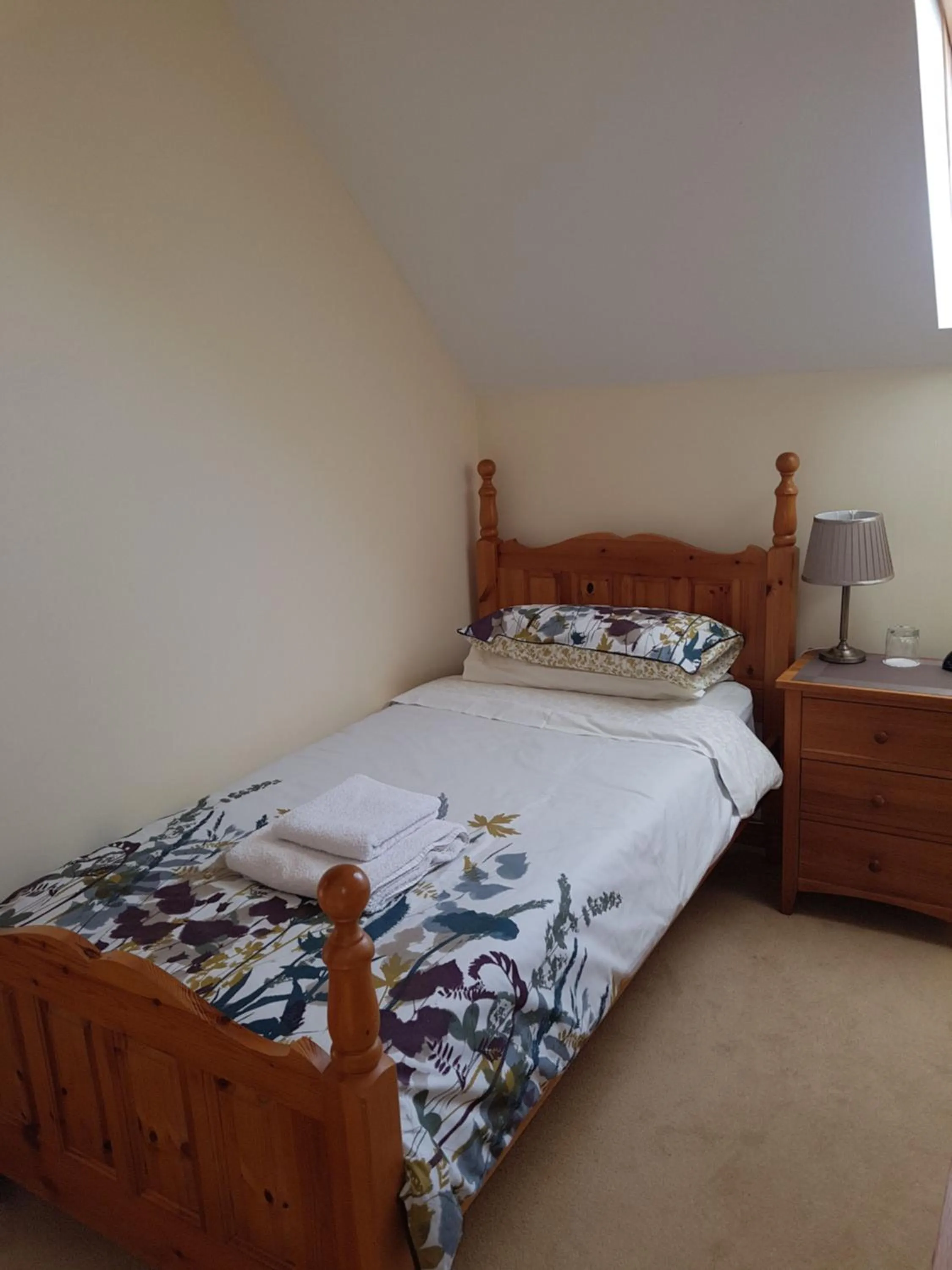 Bedroom, Bed in Kilcreeny Lodge