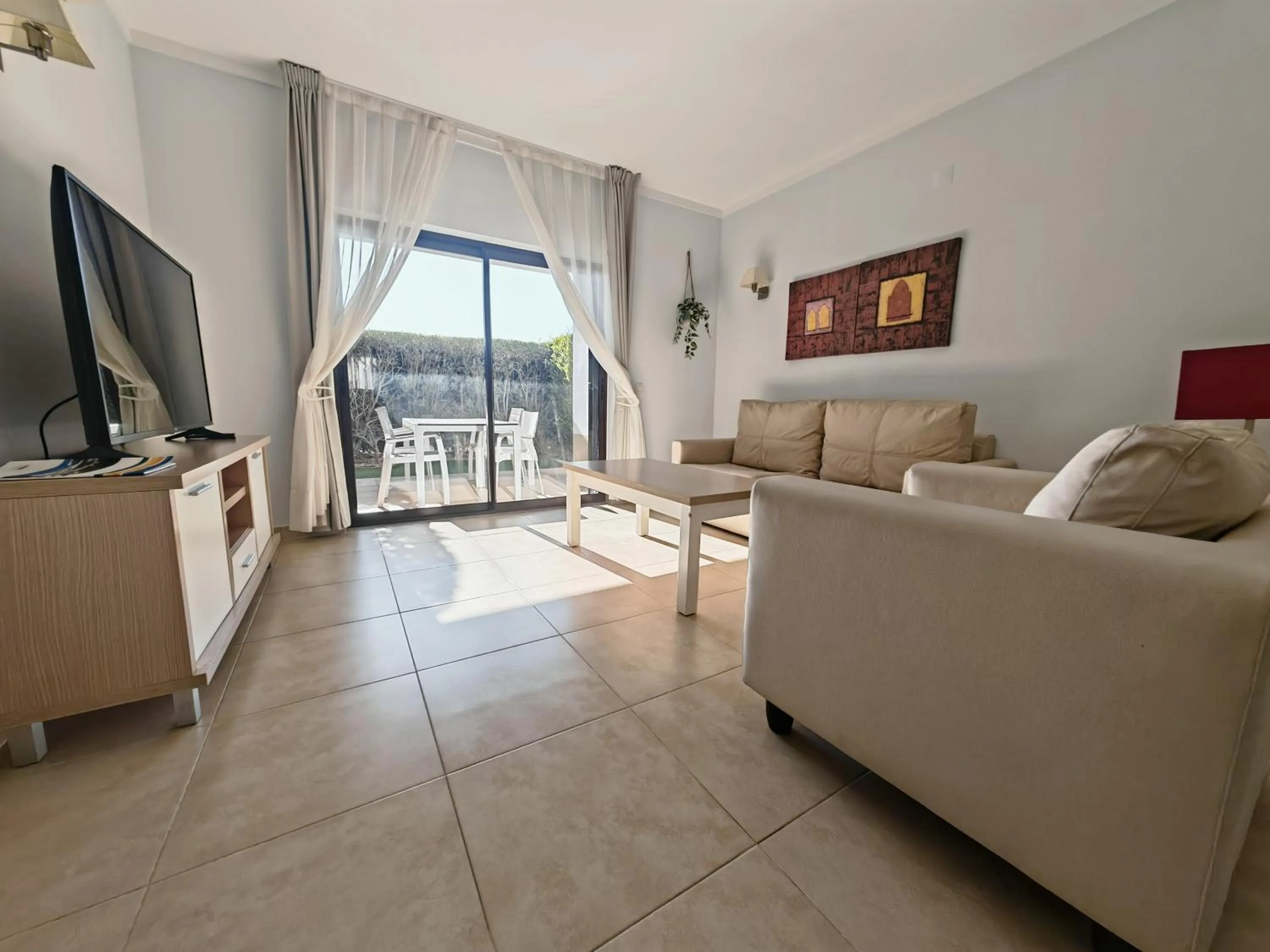 TV and multimedia in Sagres Time Apartamentos