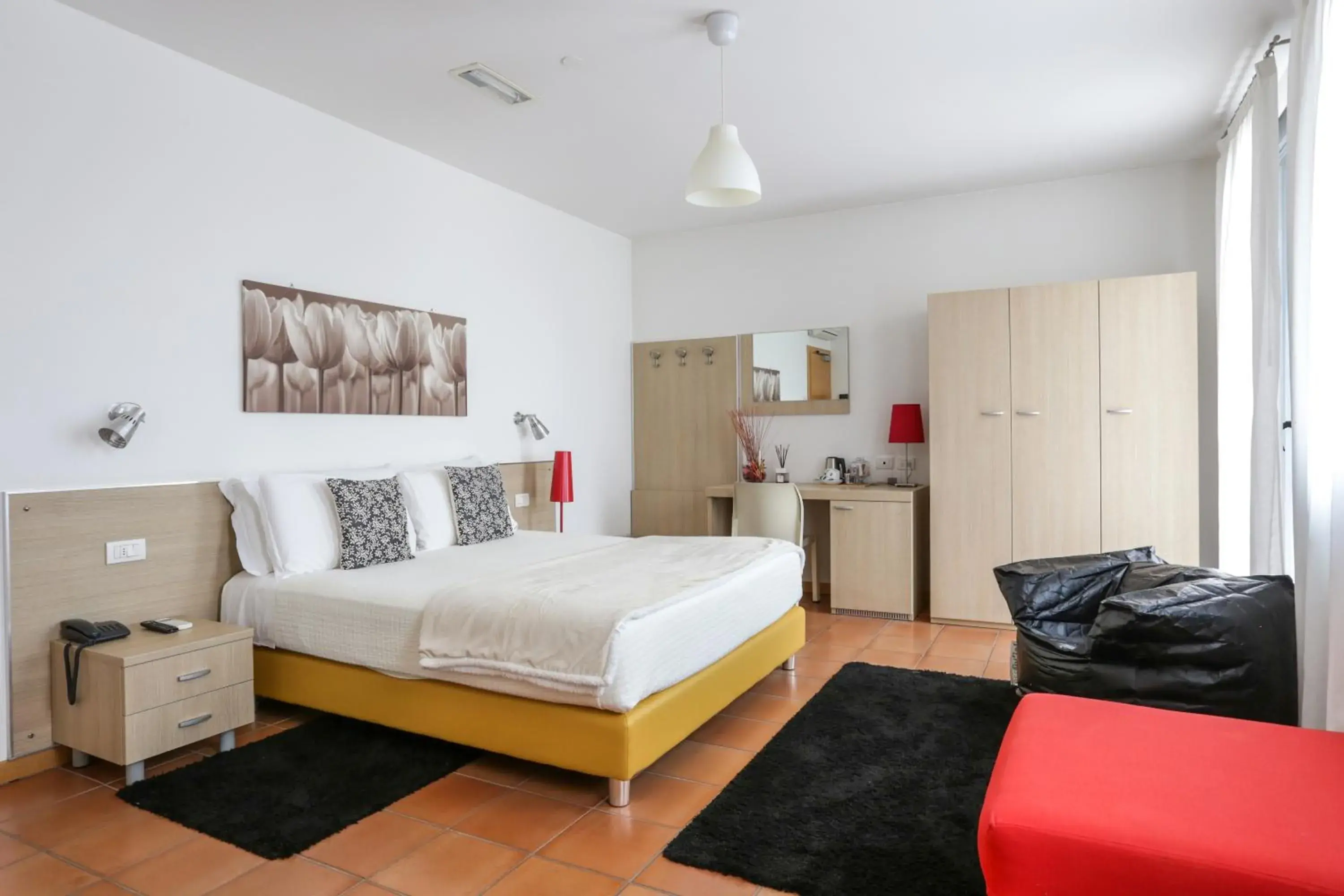 Double Room - single occupancy in Residenza Cartiera 243 Country House Double Room - single occupancy in Residenza Cartiera 243 Country House