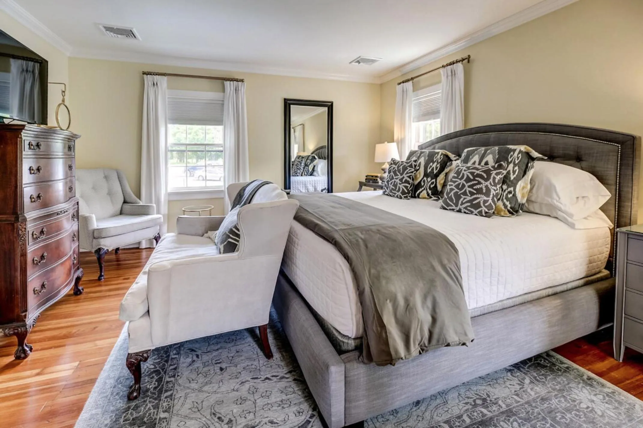 Bedroom, Bed in Stagecoach Inn