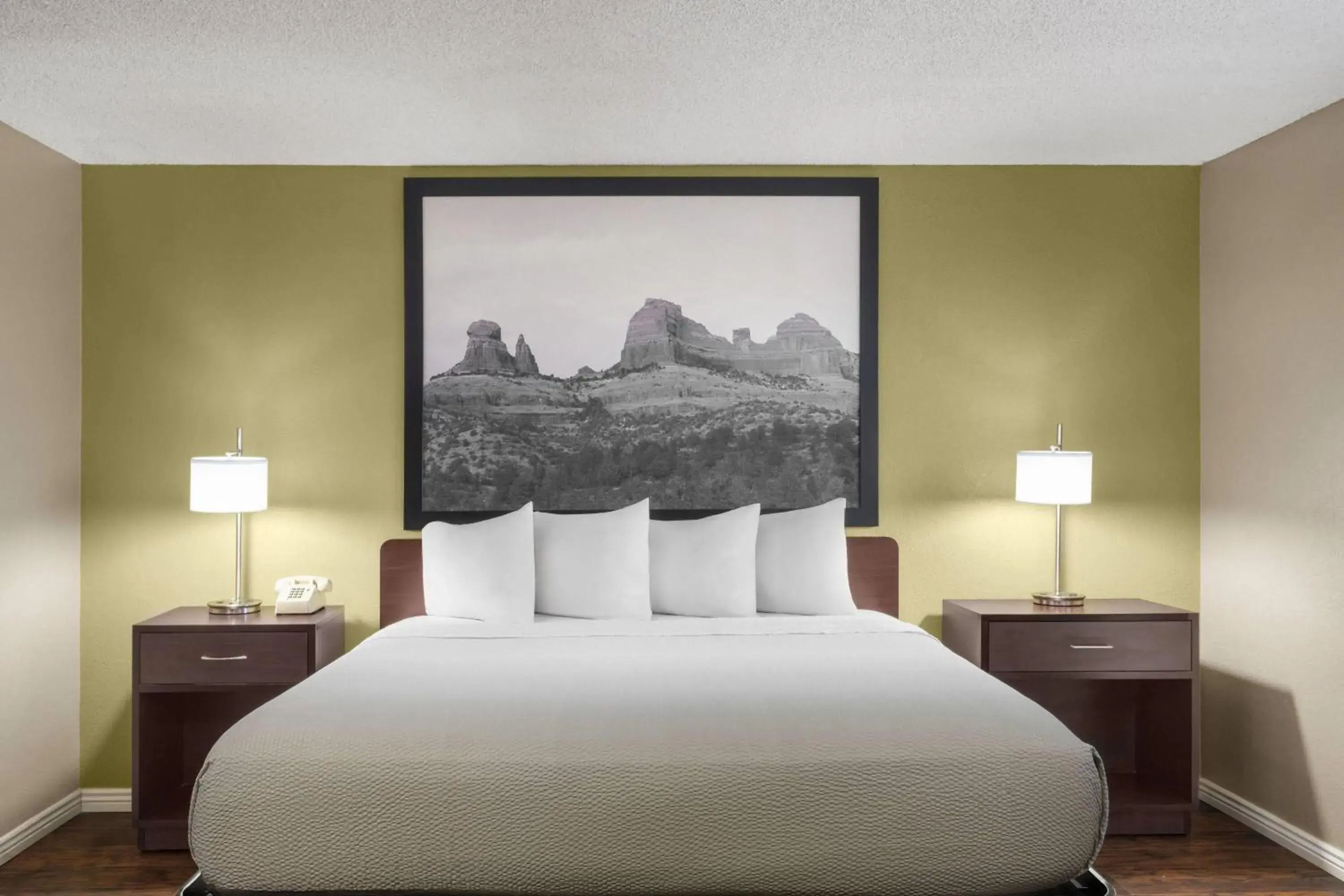 Photo of the whole room, Bed in Super 8 by Wyndham Casa Grande Photo of the whole room, Bed in Super 8 by Wyndham Casa Grande