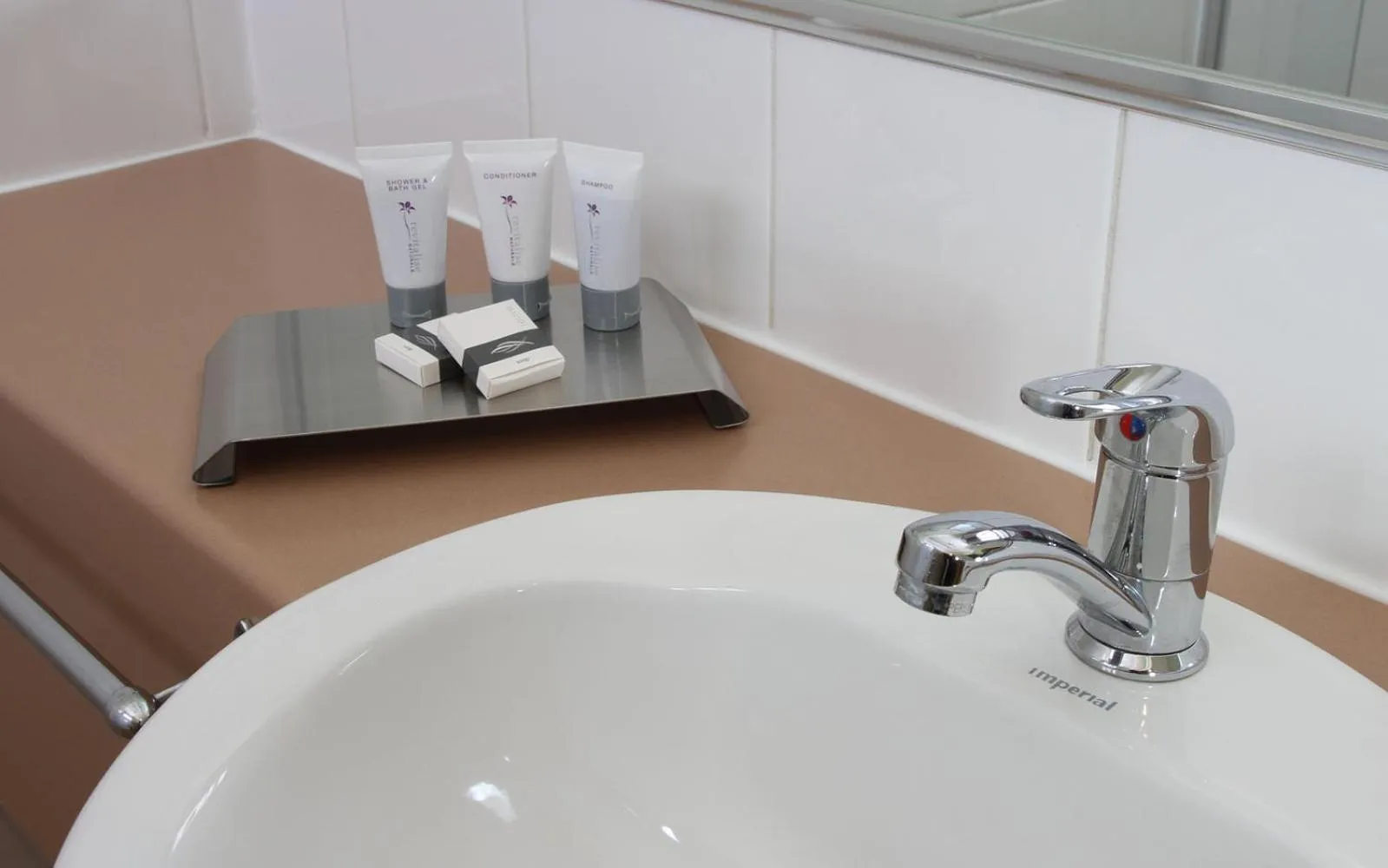 Bathroom in Robinvale Bridge Motel