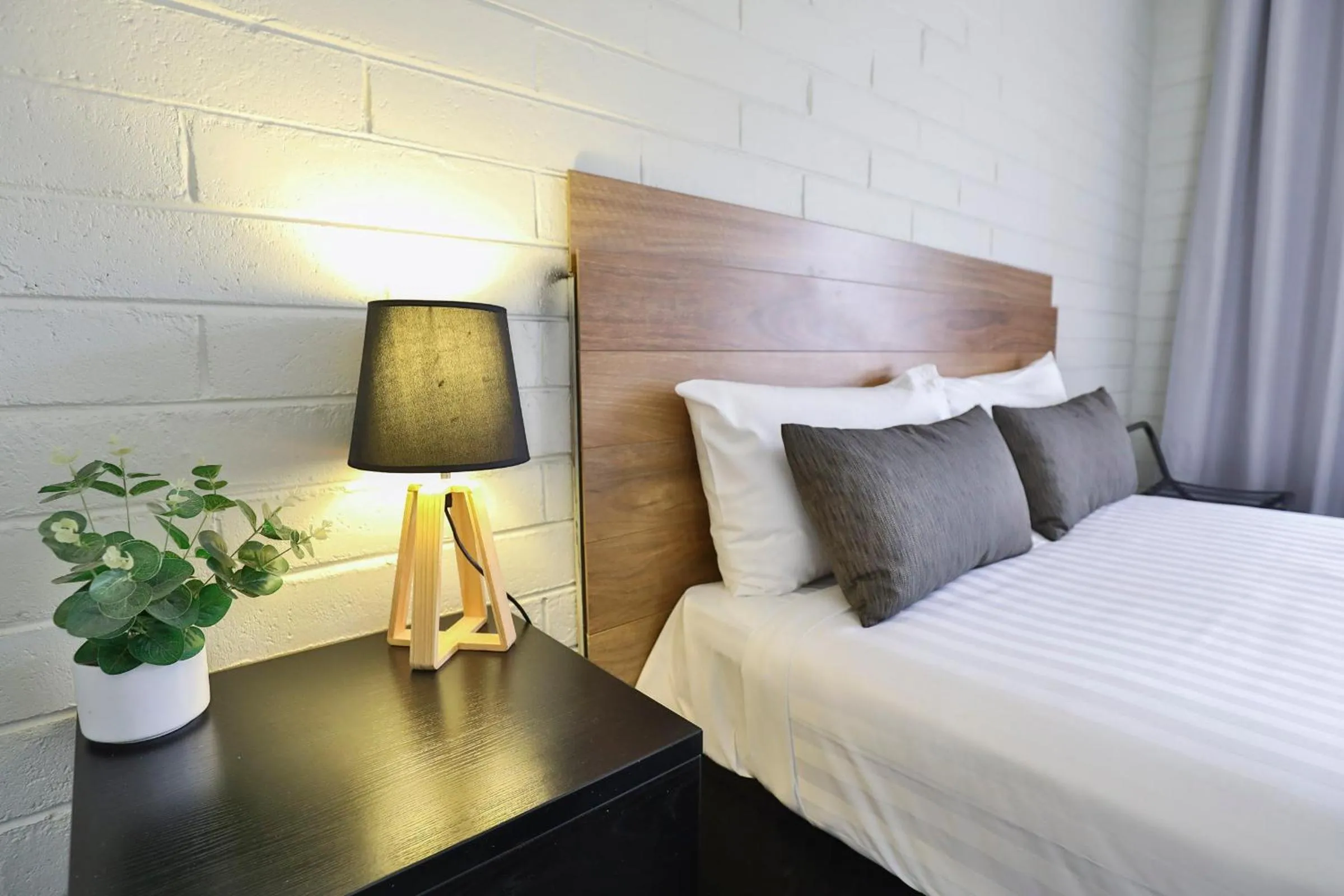 Bed in Robinvale Bridge Motel