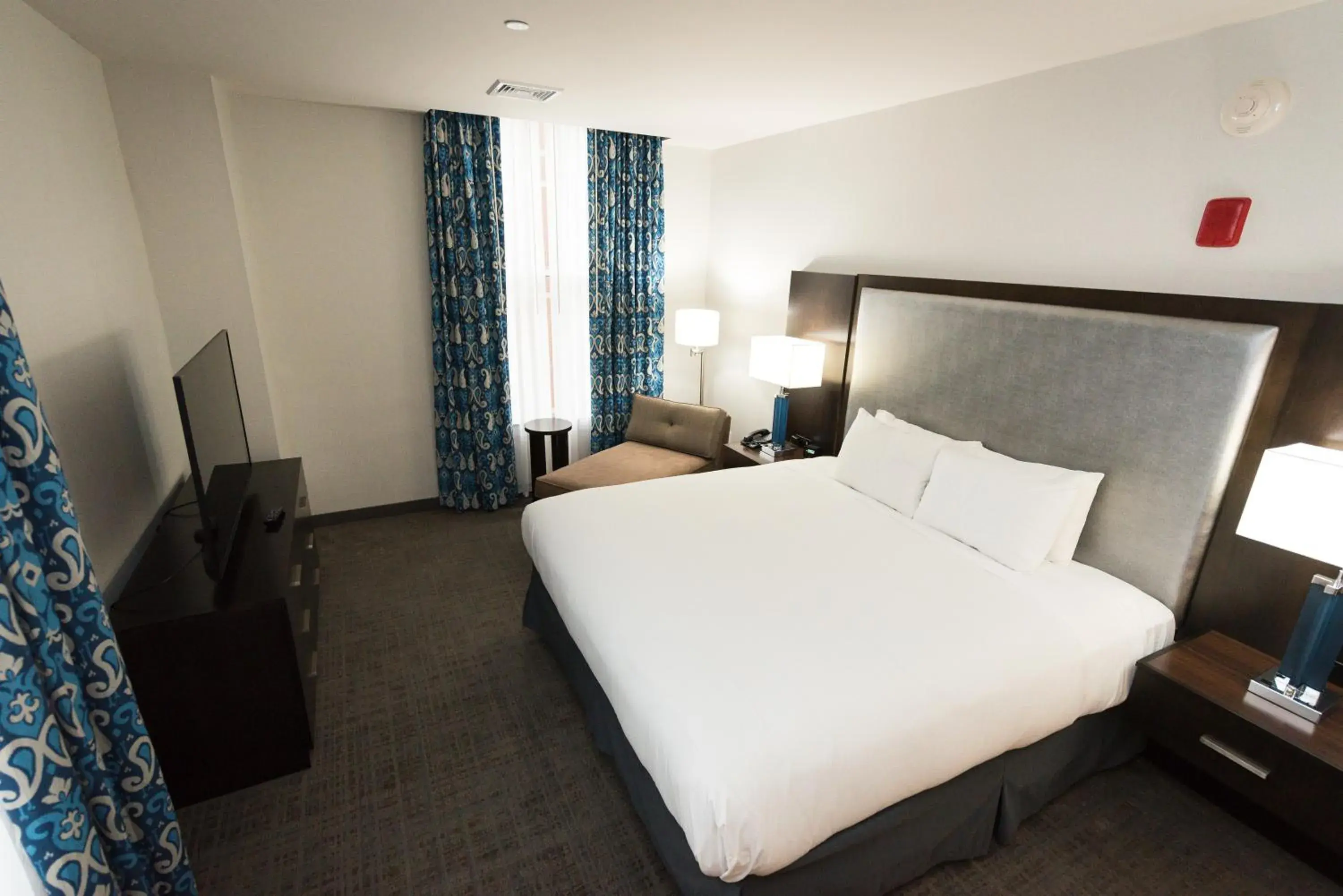 Bedroom, Bed in Hilton Scranton & Conference Center Bedroom, Bed in Hilton Scranton & Conference Center