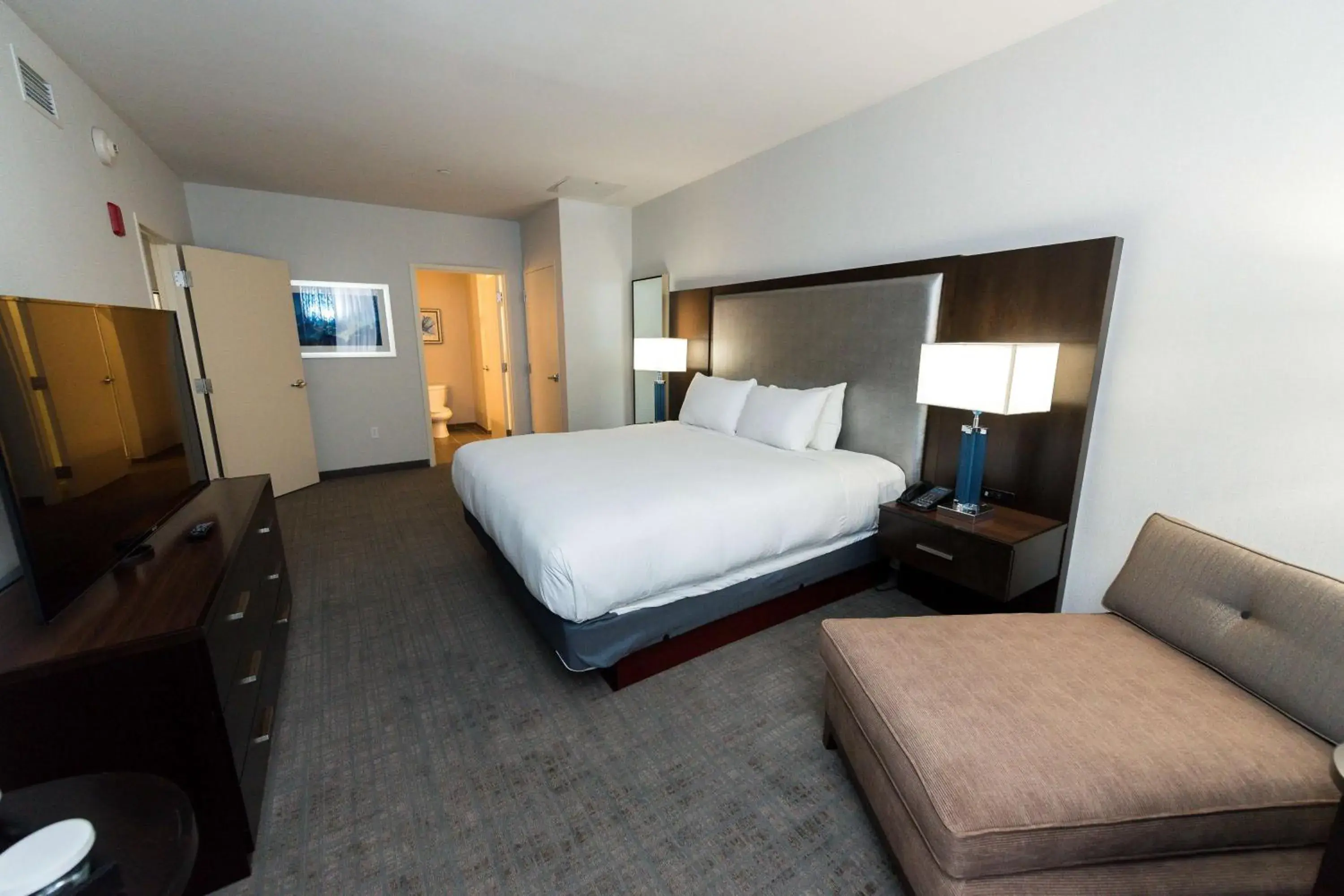 Bed in Hilton Scranton & Conference Center Bed in Hilton Scranton & Conference Center