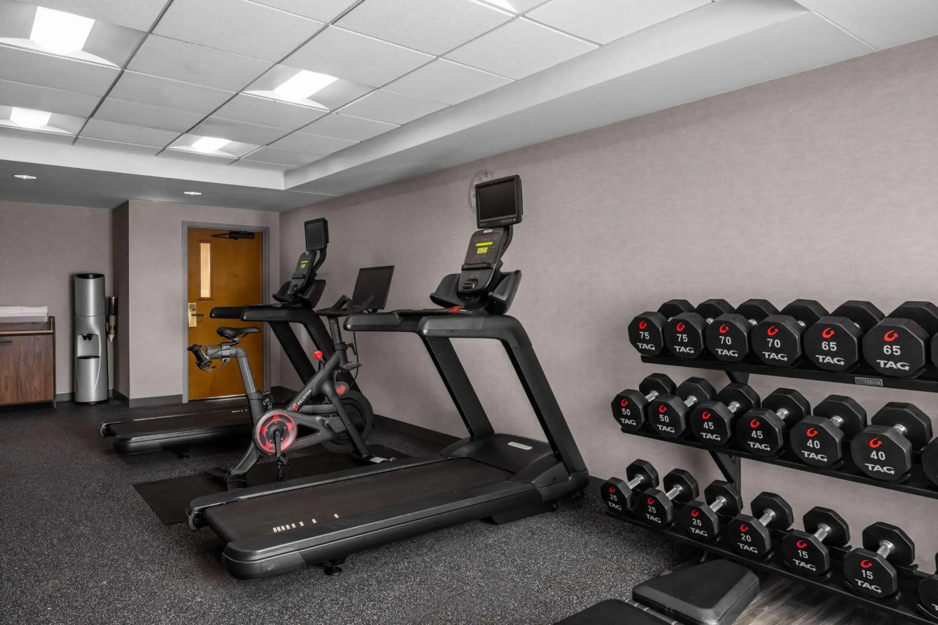 Fitness centre/facilities in Hampton Inn & Suites State College at Williamsburg Square Fitness centre/facilities in Hampton Inn & Suites State College at Williamsburg Square