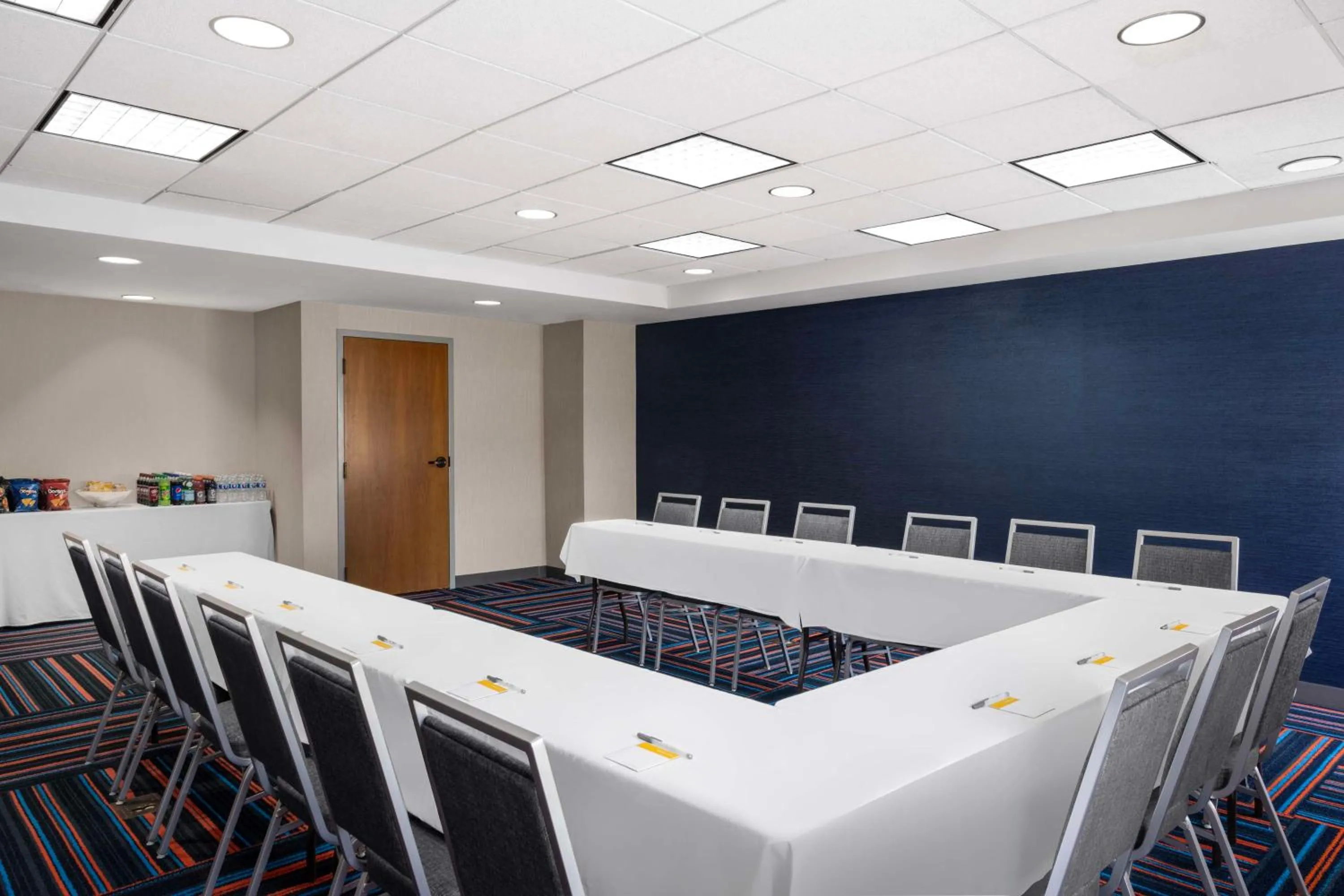 Meeting/conference room in Hampton Inn & Suites State College at Williamsburg Square