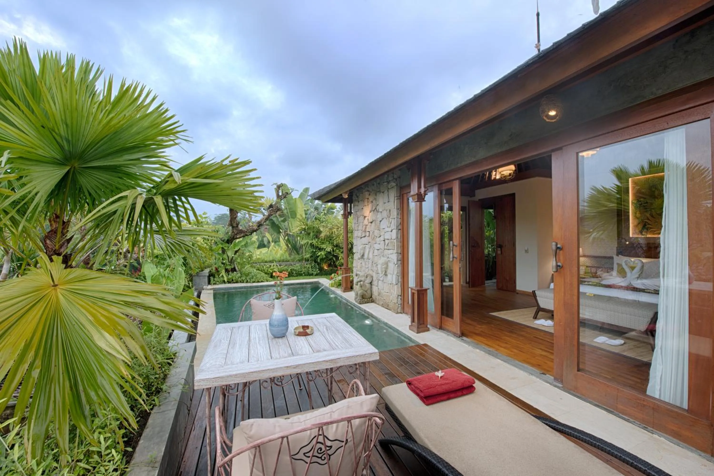 Swimming pool in Nau Villa Ubud