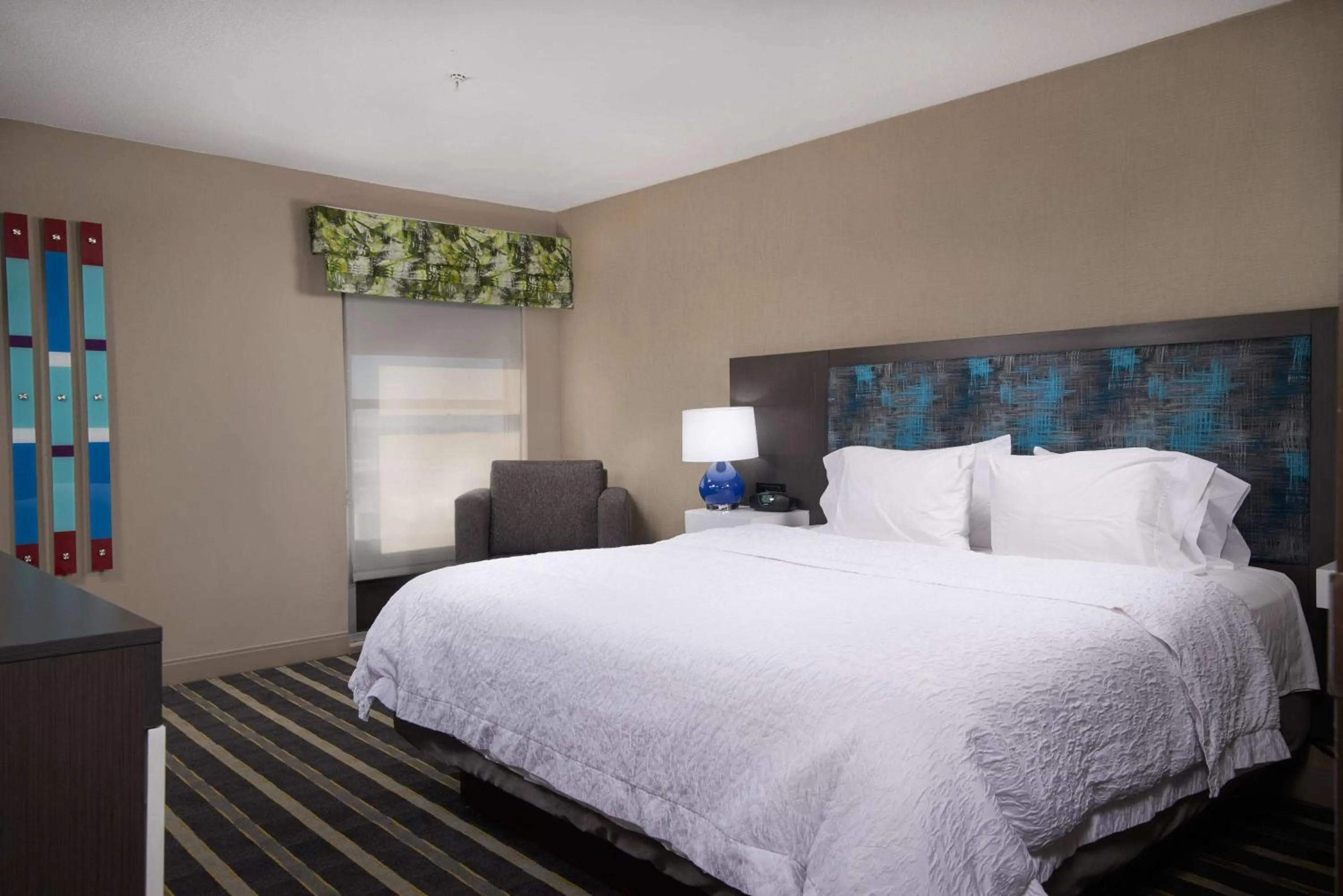 Bed in Hampton Inn Eagle Pass