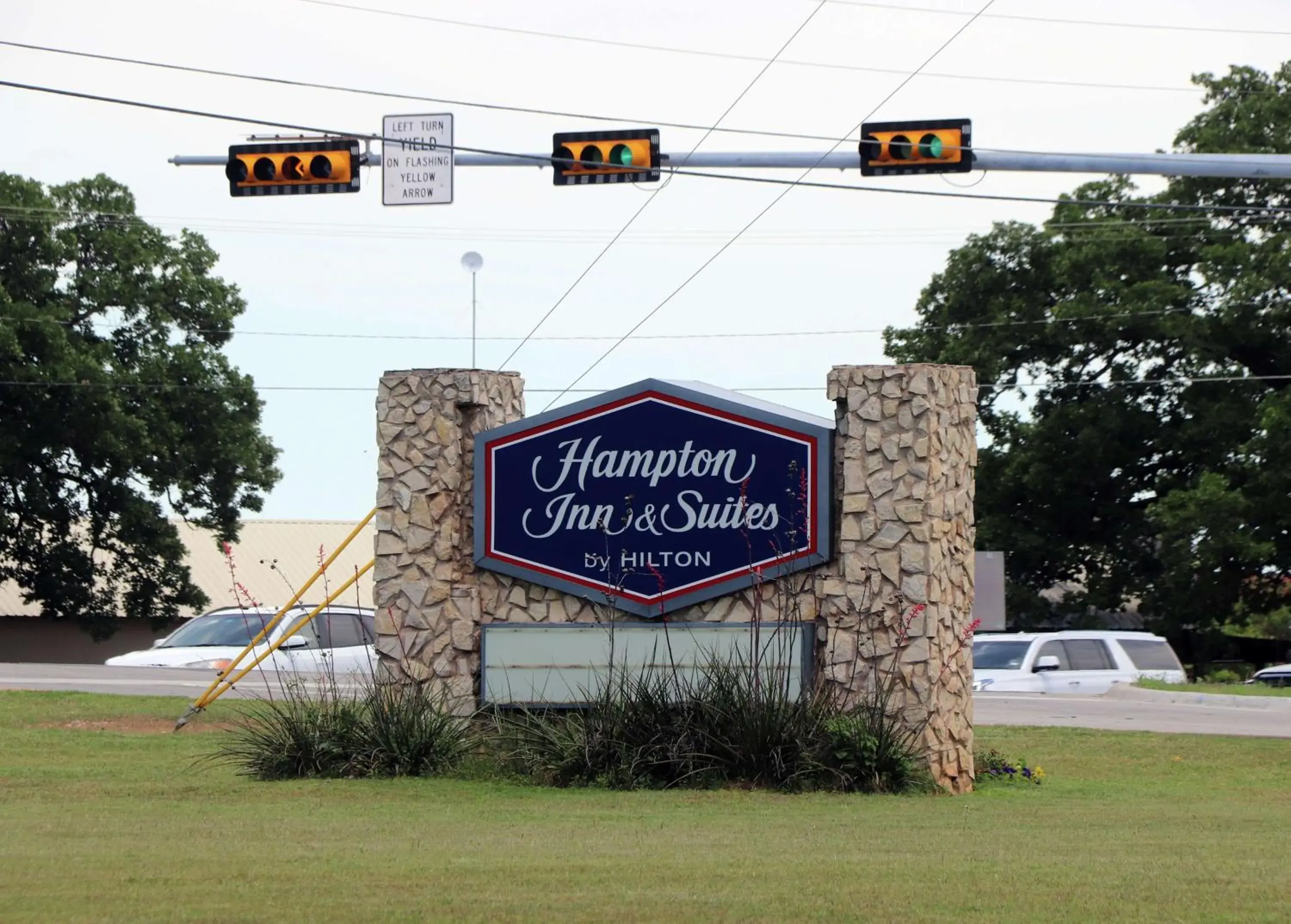 Property building in Hampton Inn and Suites Stephenville Property building in Hampton Inn and Suites Stephenville