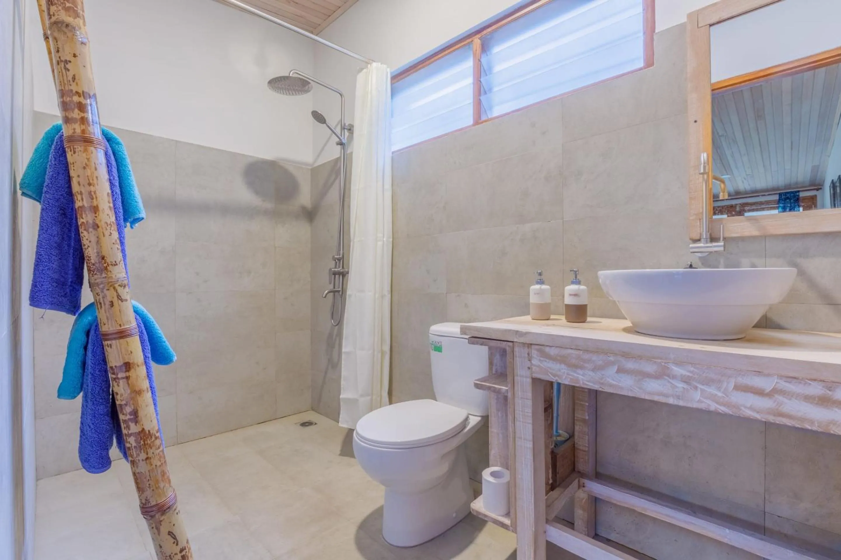 Shower in Thalassa Dive Resort Lembeh