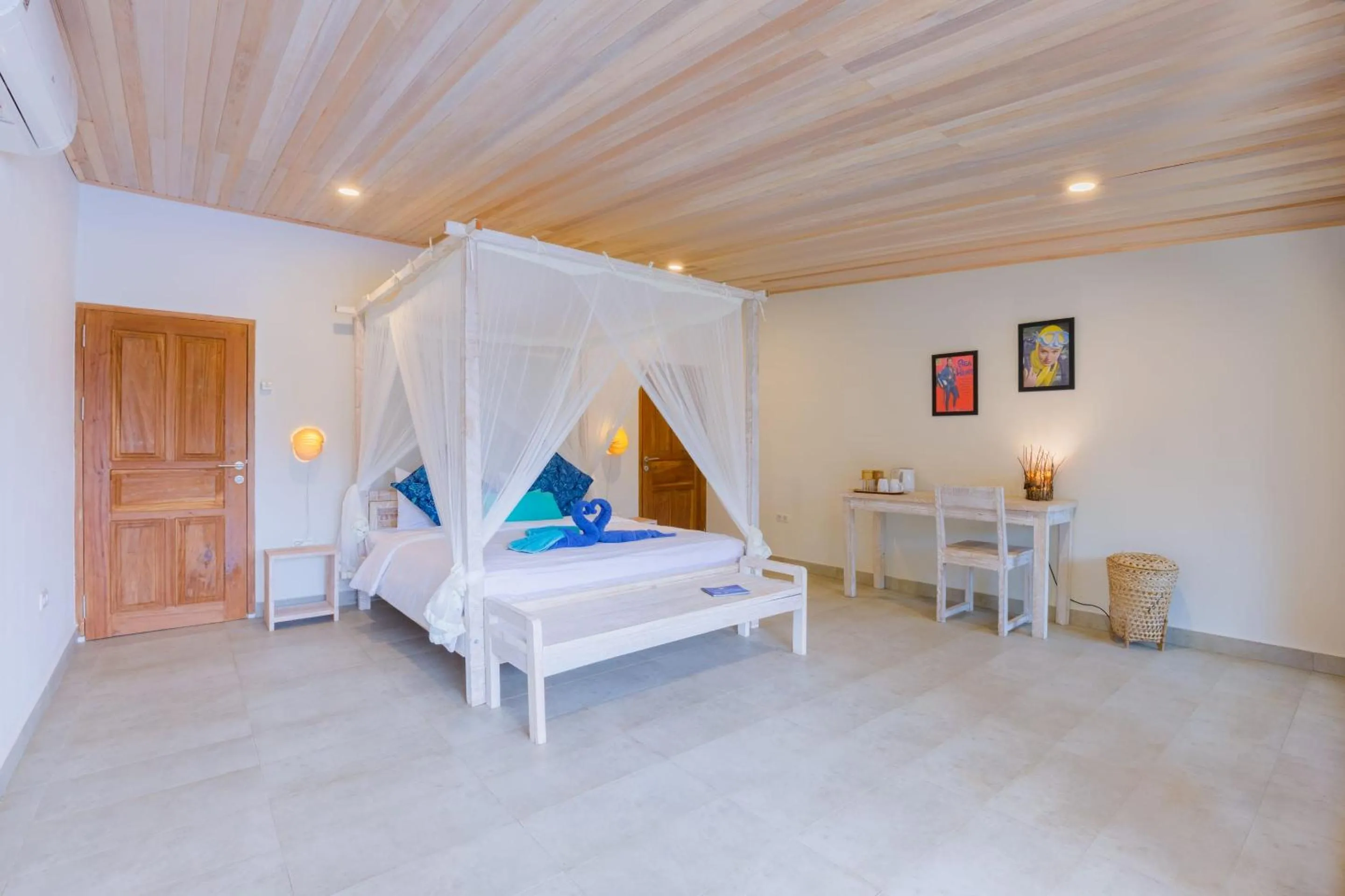 Bed in Thalassa Dive Resort Lembeh