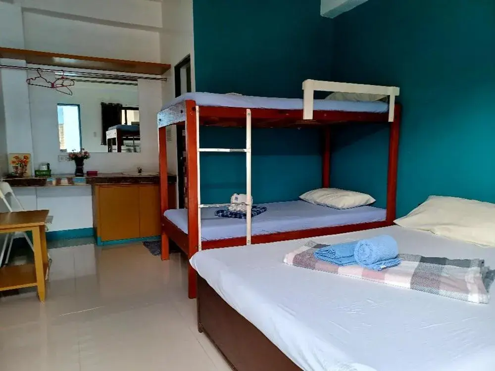 Bed in Pete's inn Bed in Pete's inn