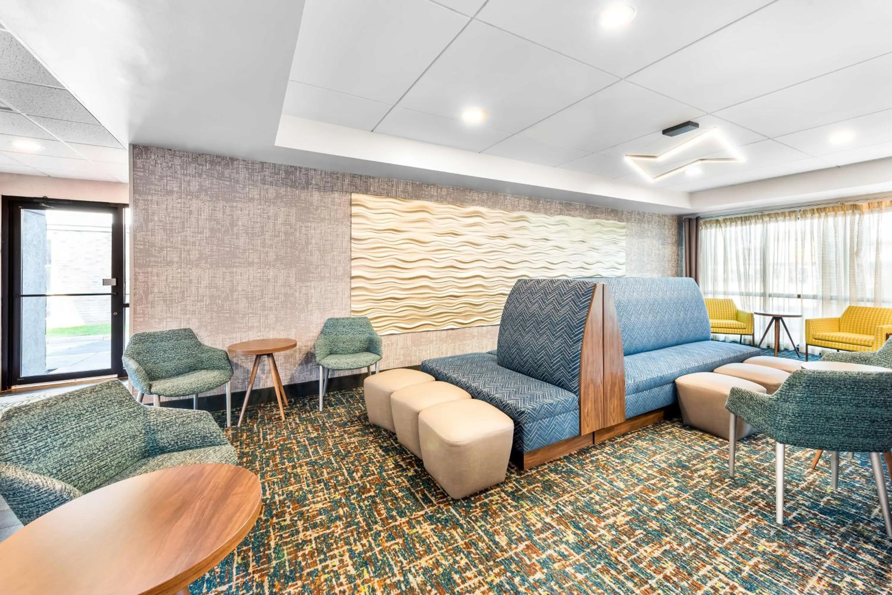 Lobby or reception in Hampton Inn Dayton/Huber Heights