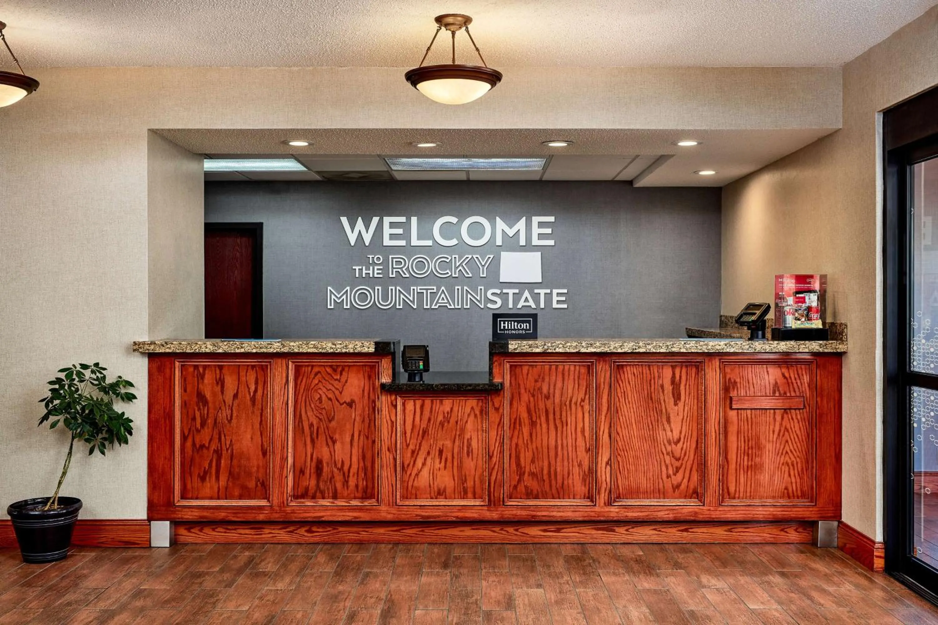 Lobby or reception in Hampton Inn Longmont